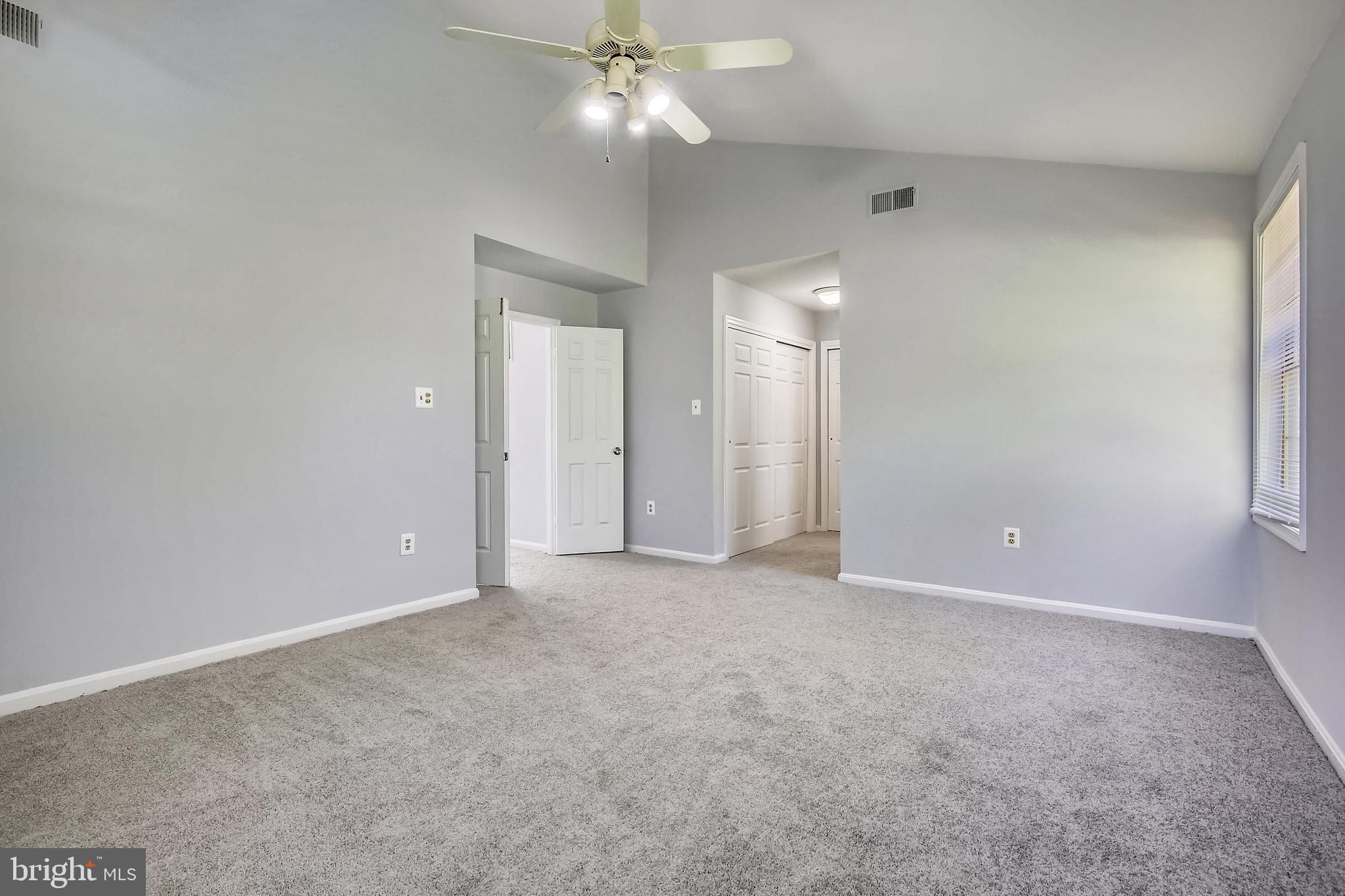 FLOWER HILL - Residential