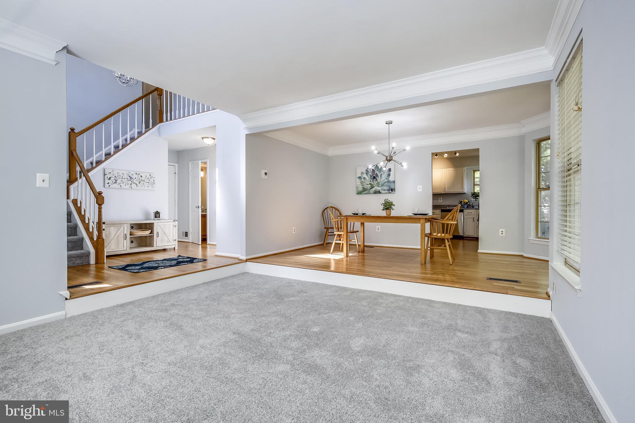 FLOWER HILL - Residential