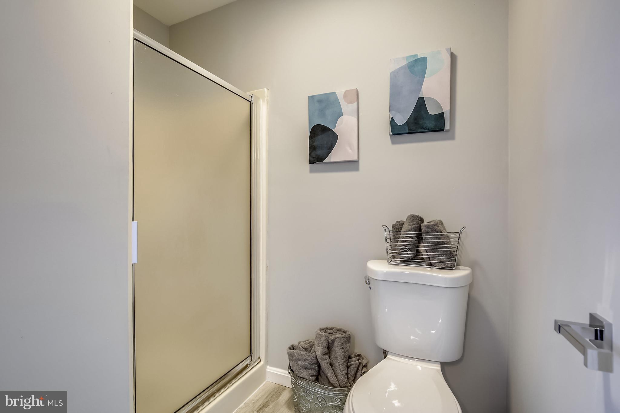 FLOWER HILL - Residential