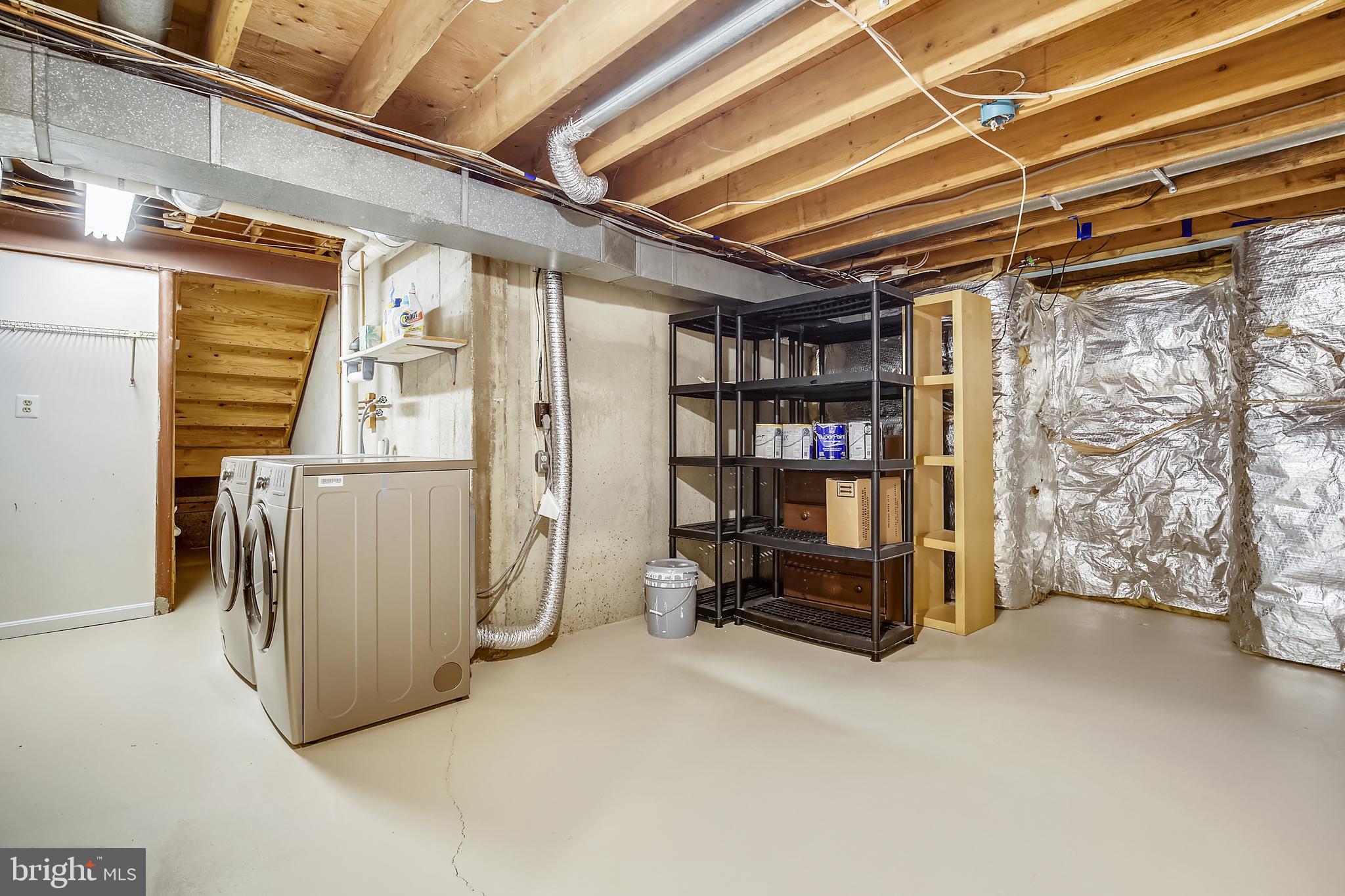 FLOWER HILL - Residential