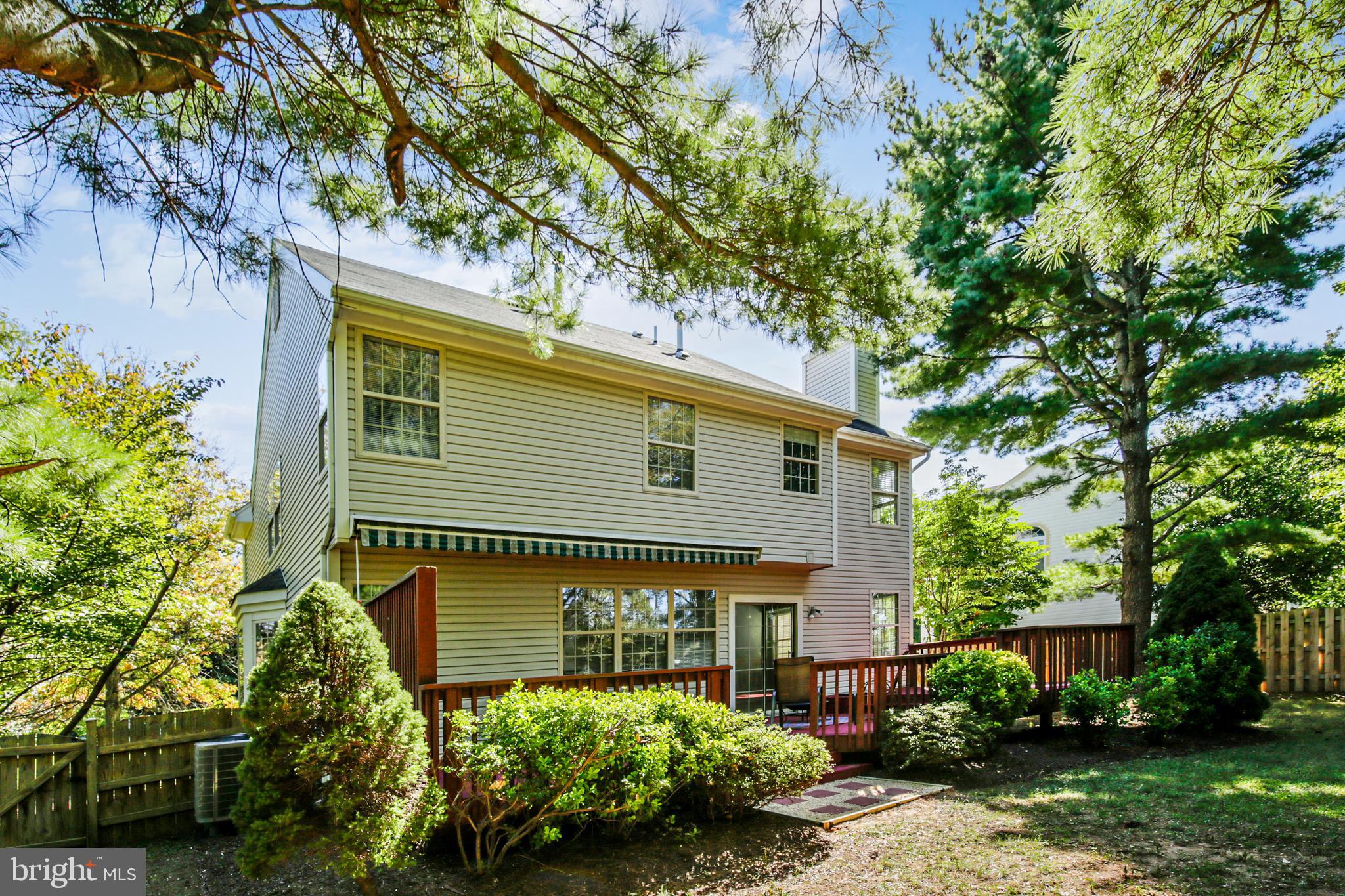 FLOWER HILL - Residential