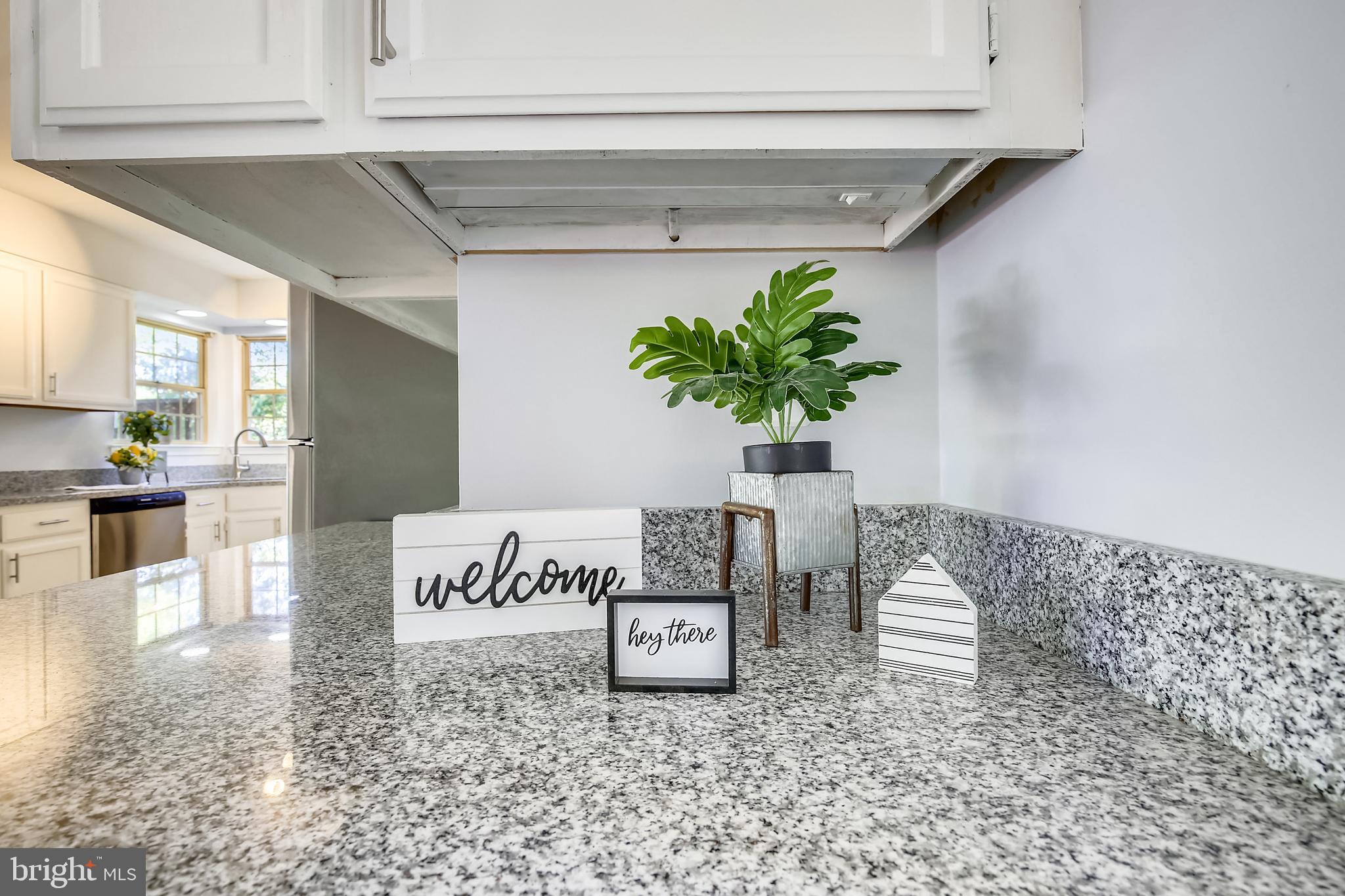 FLOWER HILL - Residential