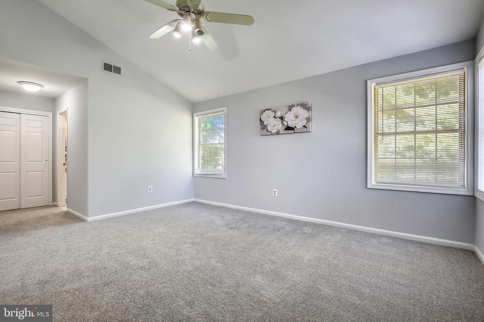 FLOWER HILL - Residential