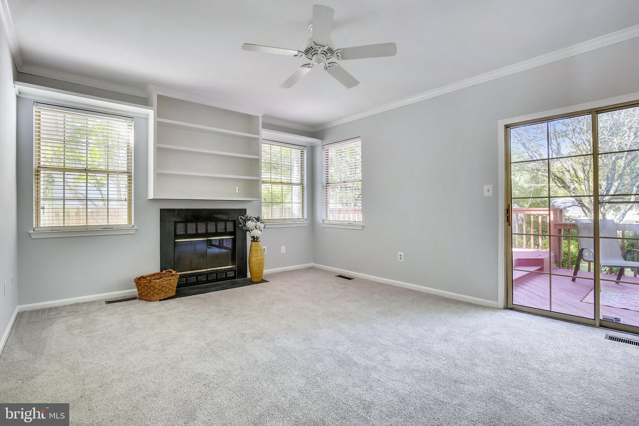 FLOWER HILL - Residential