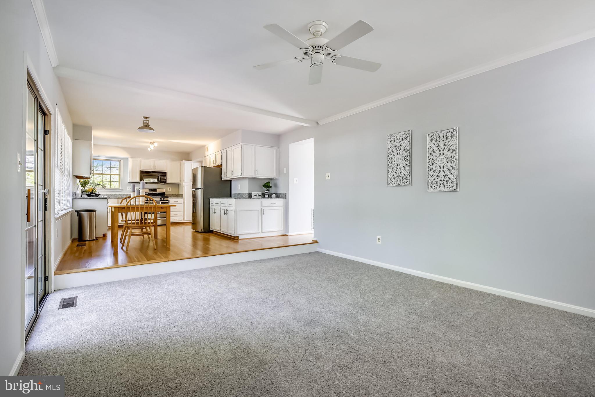 FLOWER HILL - Residential