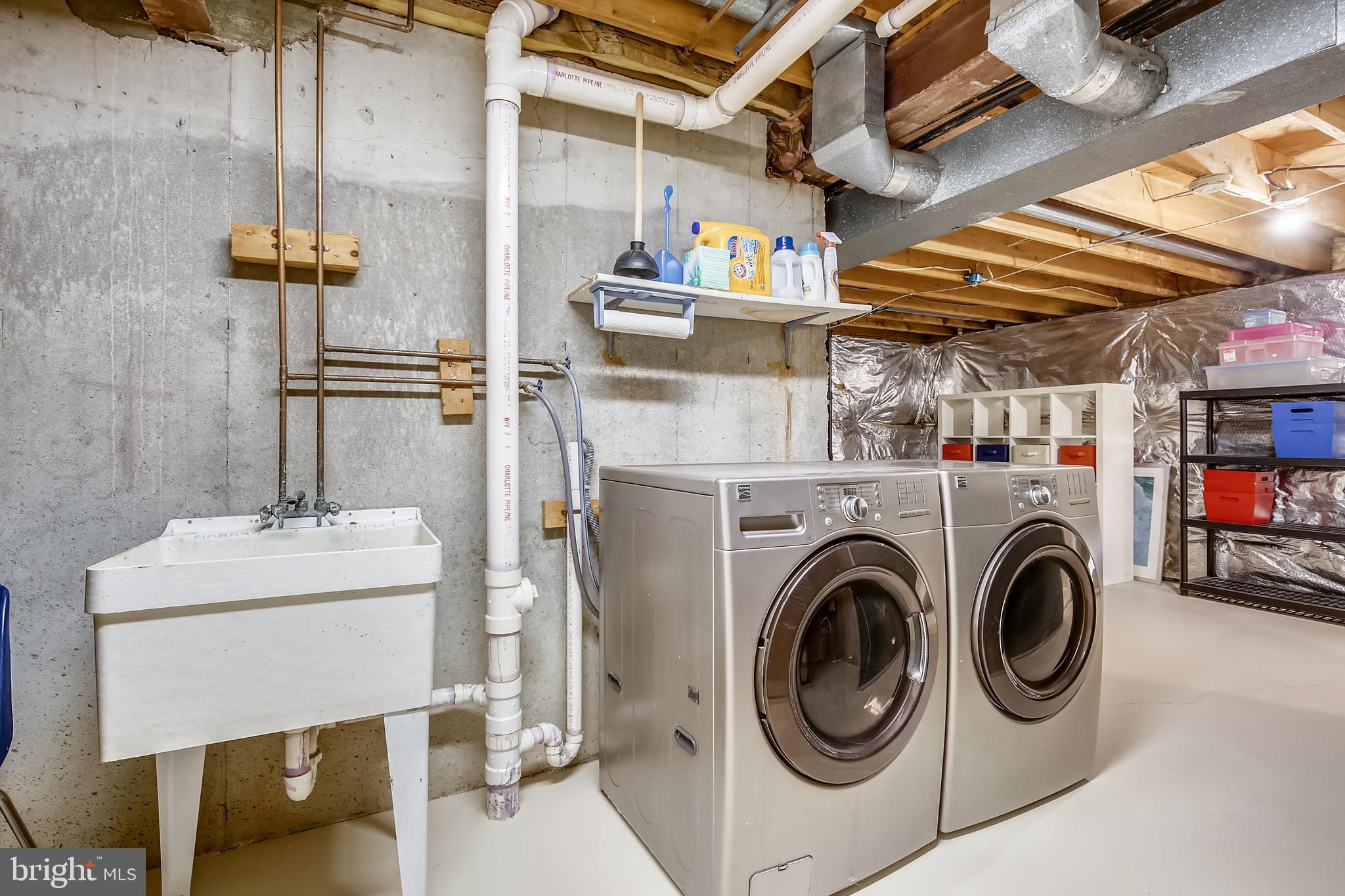 FLOWER HILL - Residential