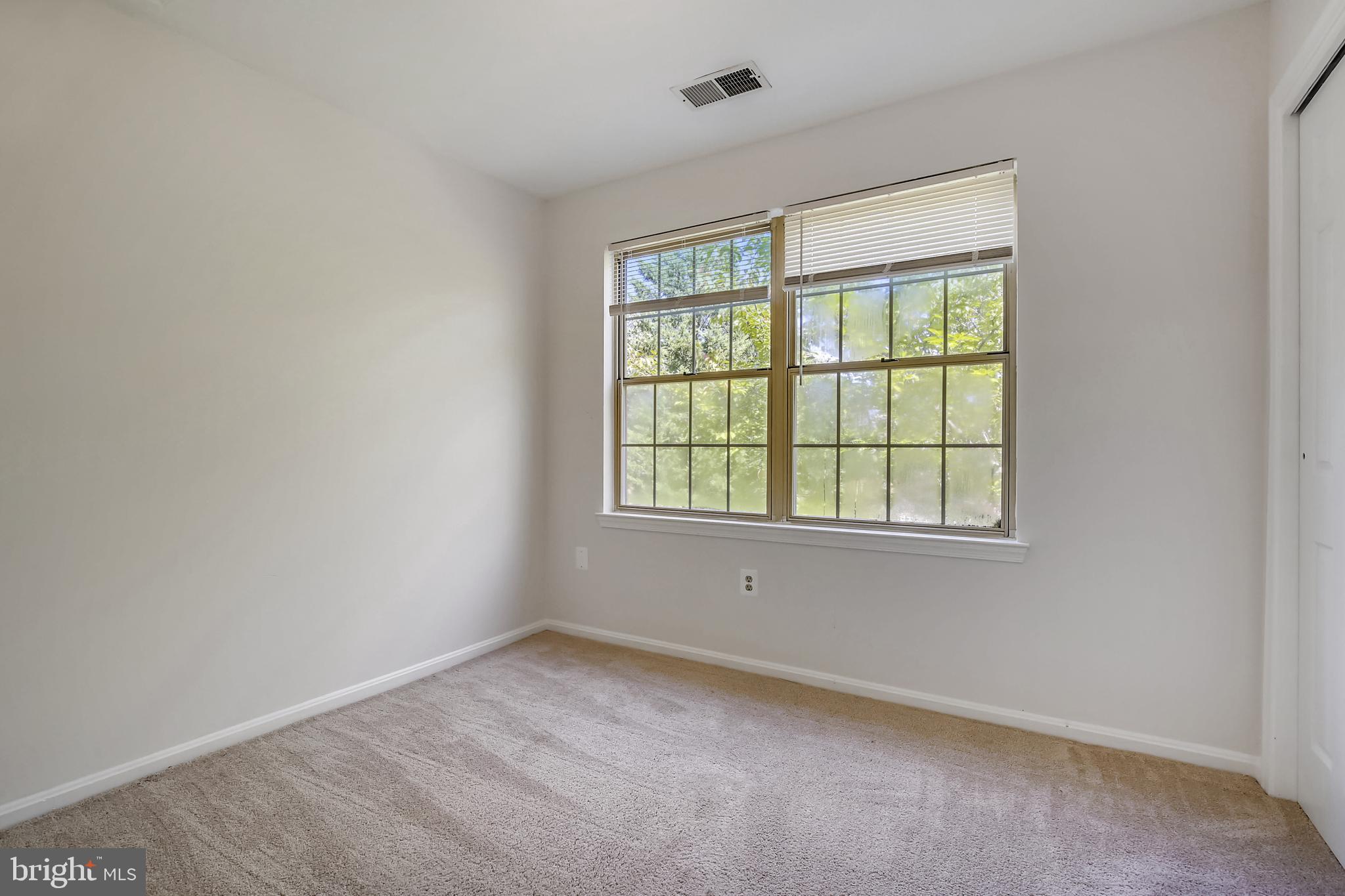 FLOWER HILL - Residential