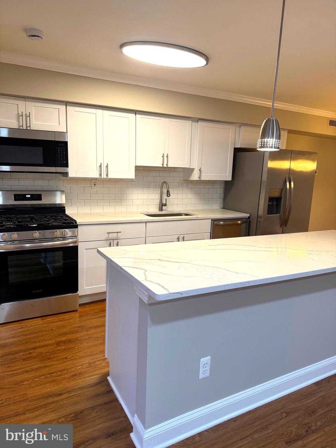 SPRINGLAKE - Residential Lease