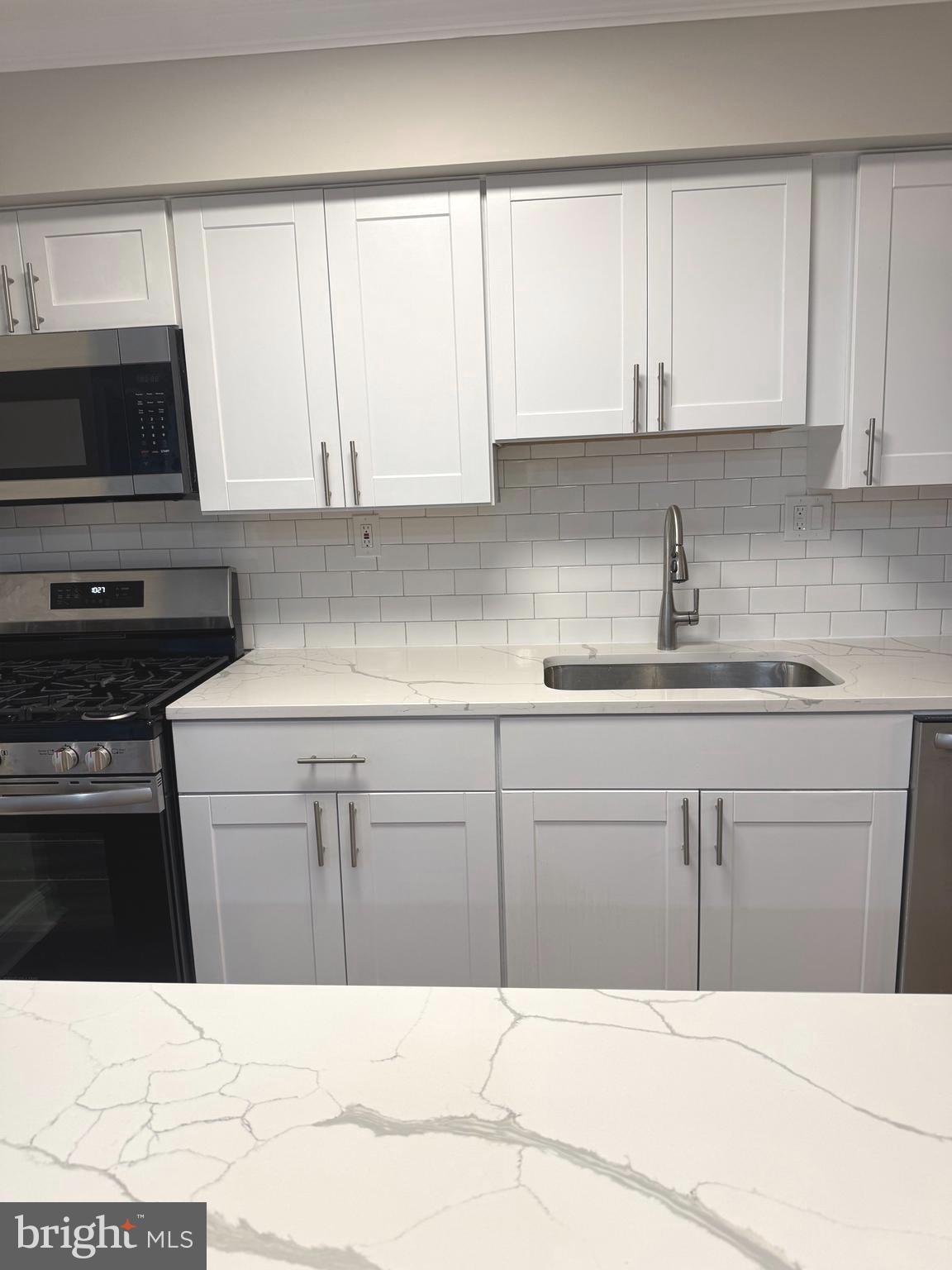 SPRINGLAKE - Residential Lease