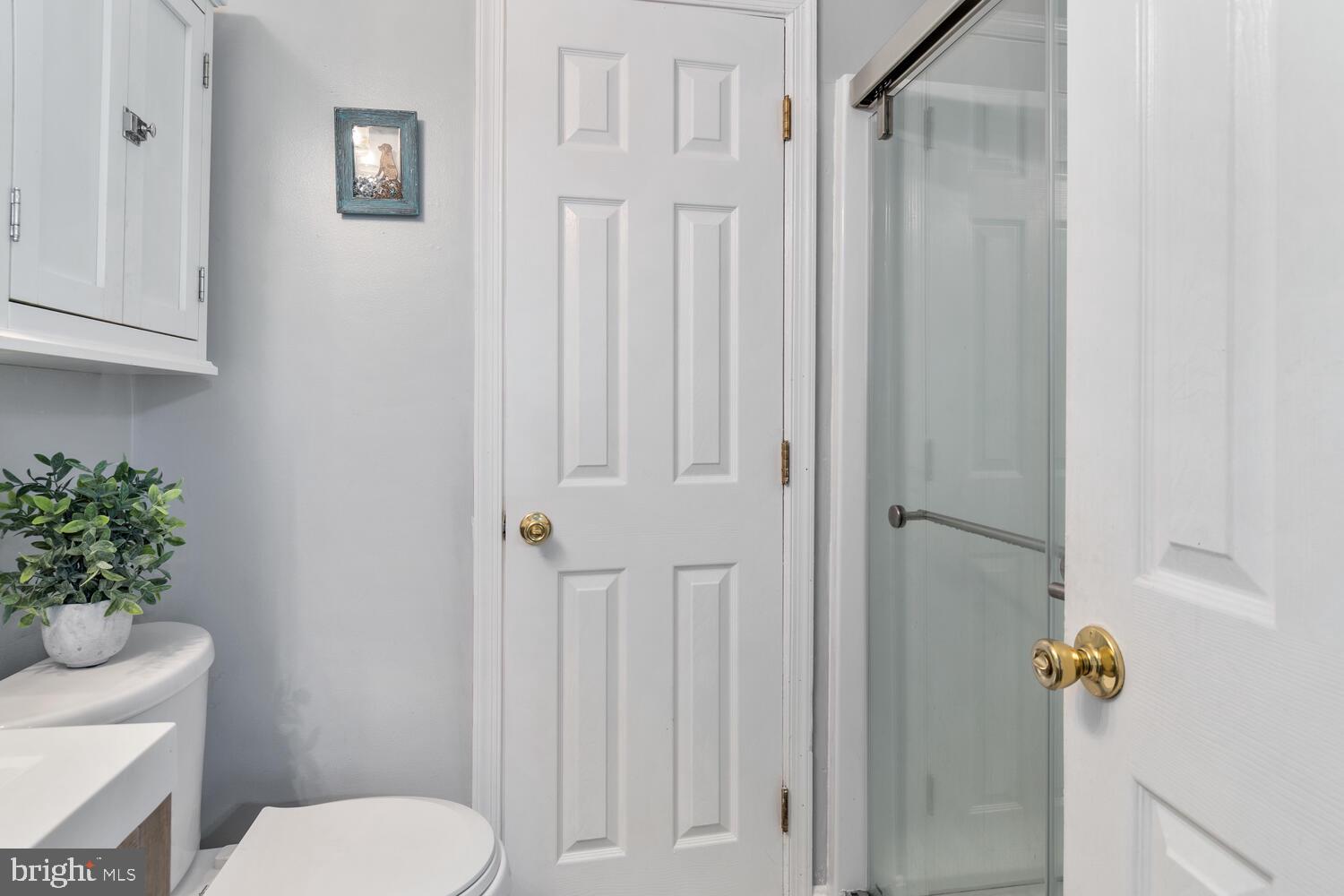 CREEKVIEW - Residential