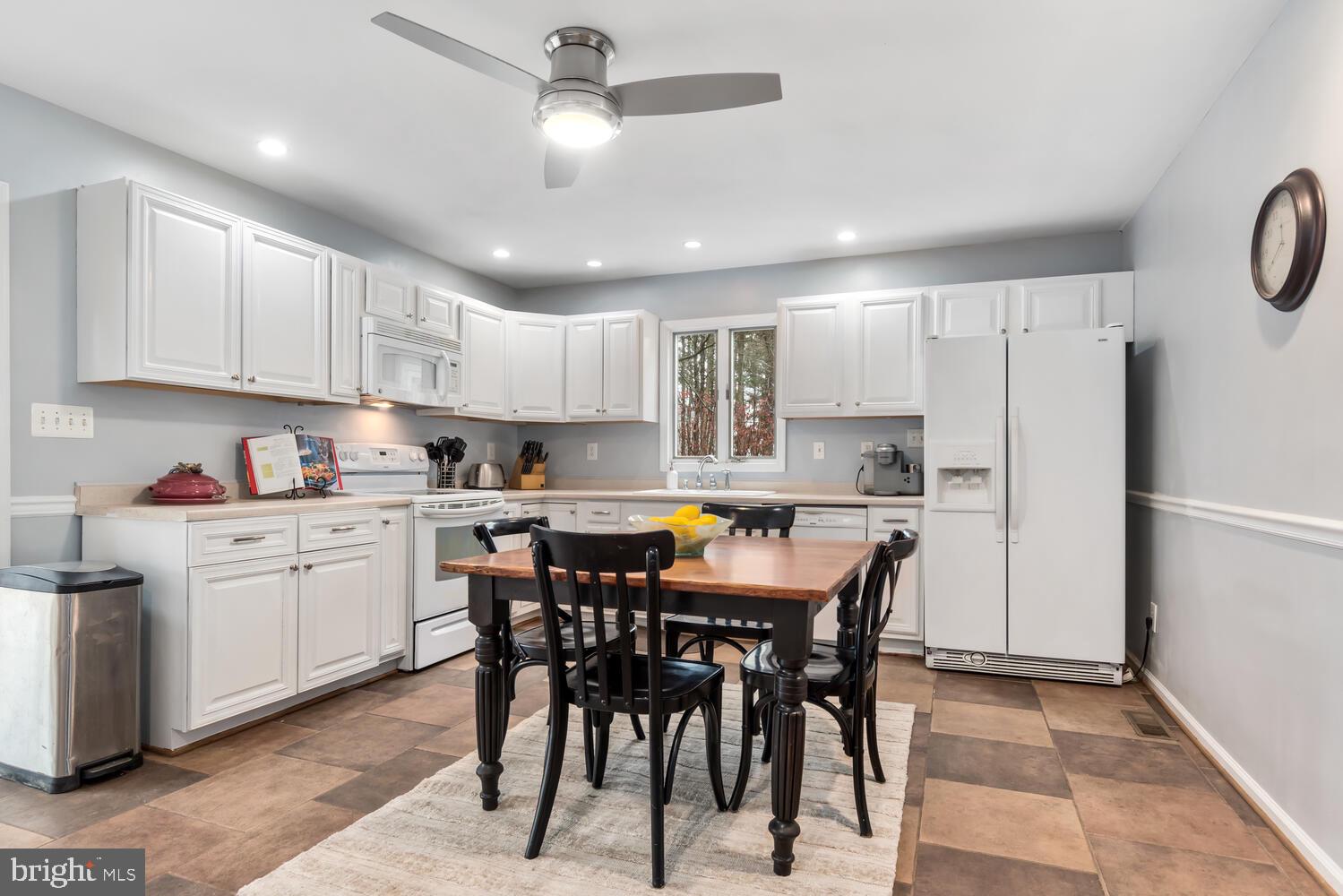 CREEKVIEW - Residential