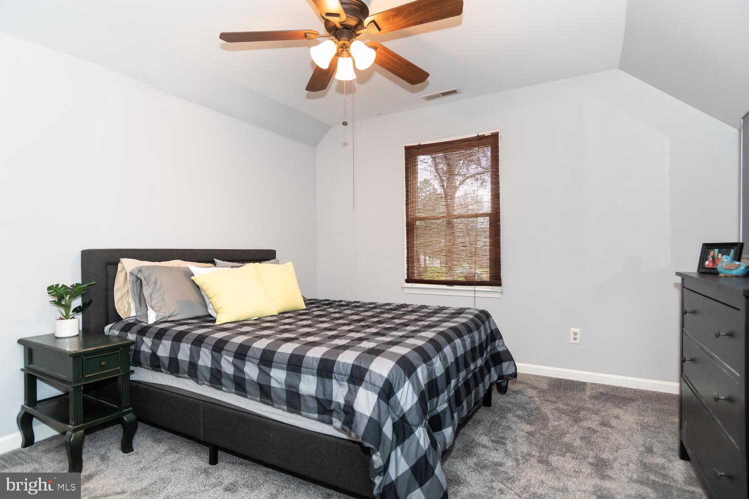 CREEKVIEW - Residential