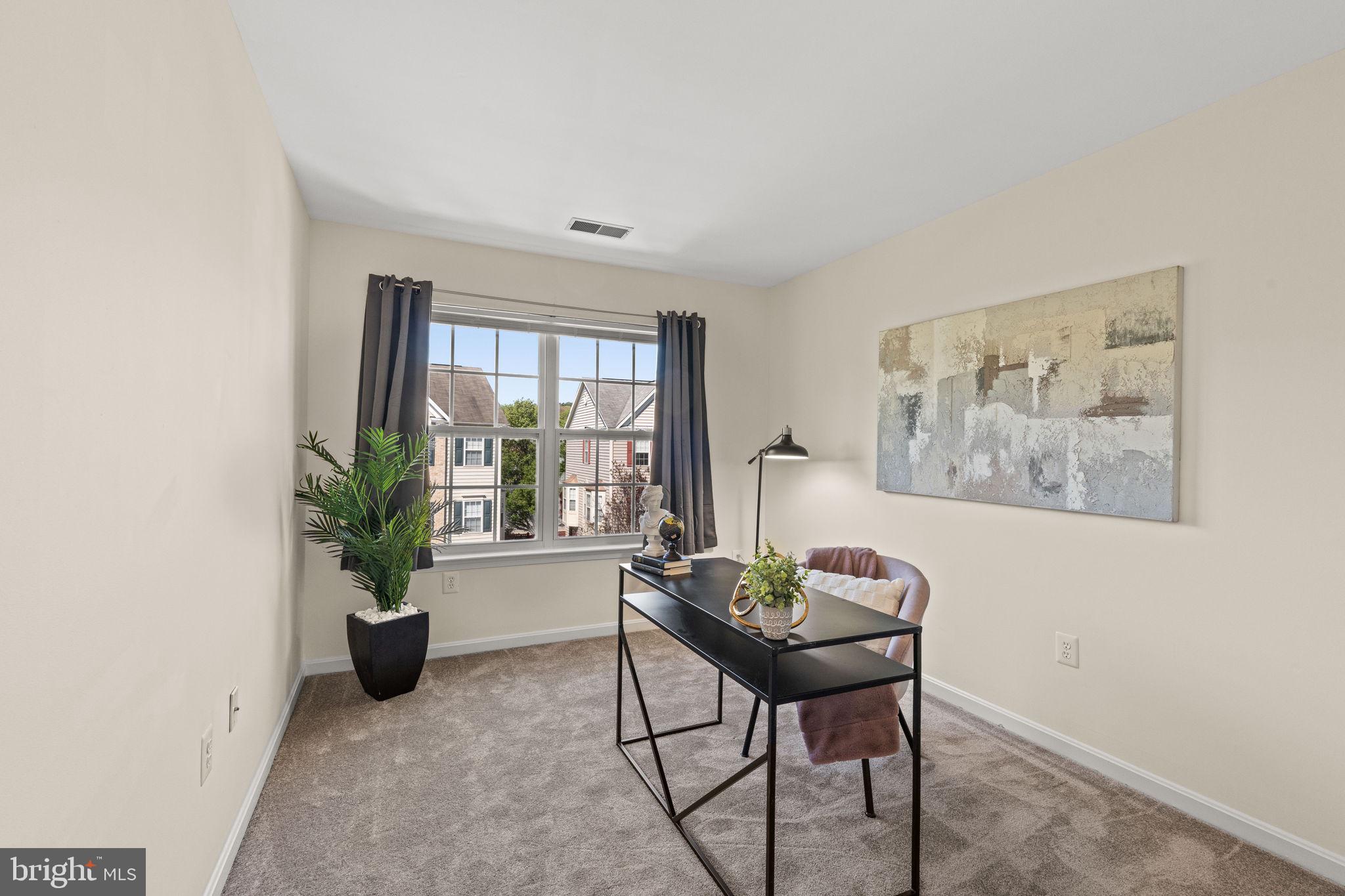 GUNSTON CORNER - Residential