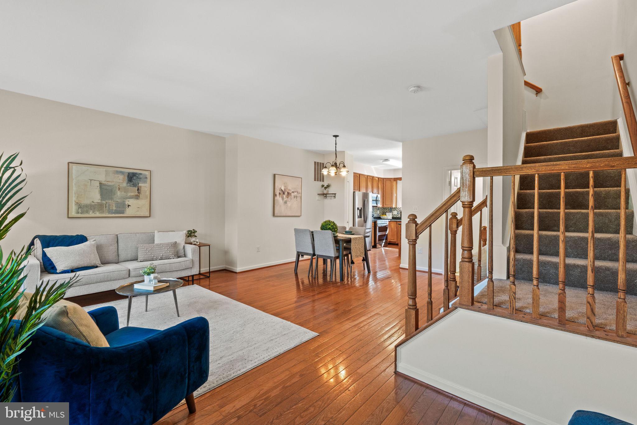 GUNSTON CORNER - Residential