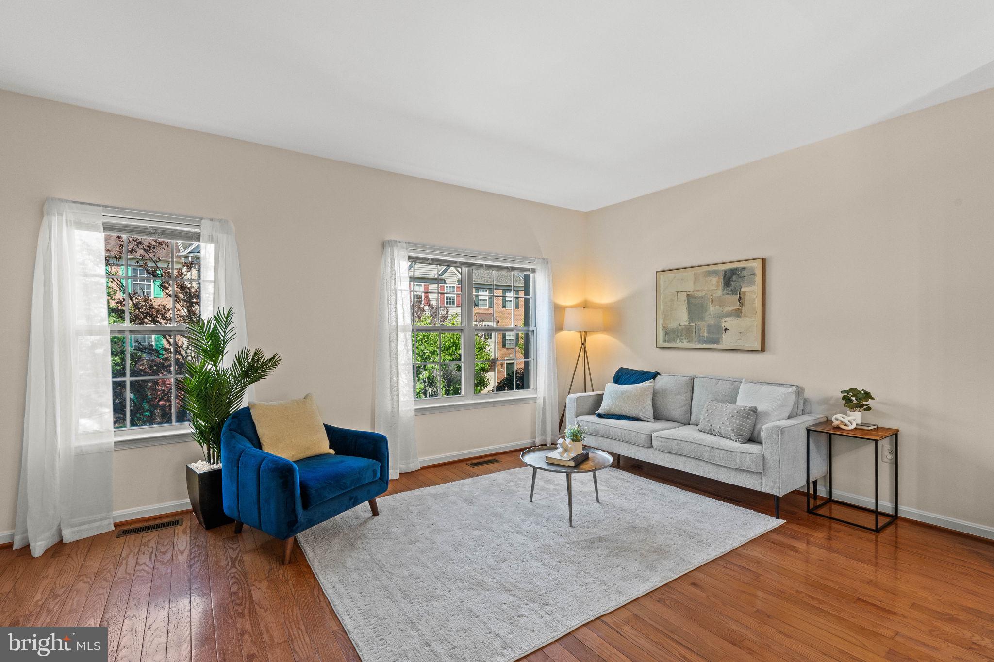 GUNSTON CORNER - Residential