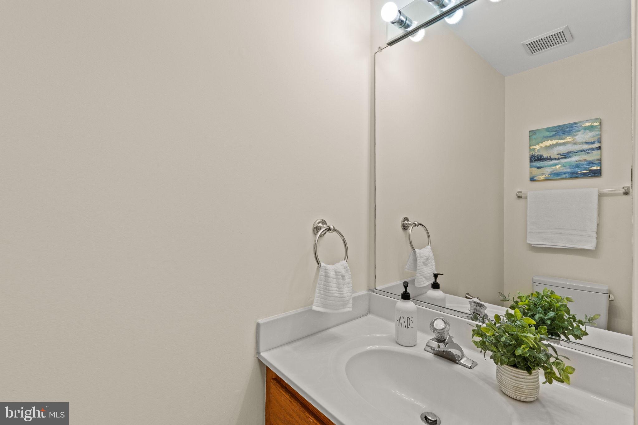 GUNSTON CORNER - Residential