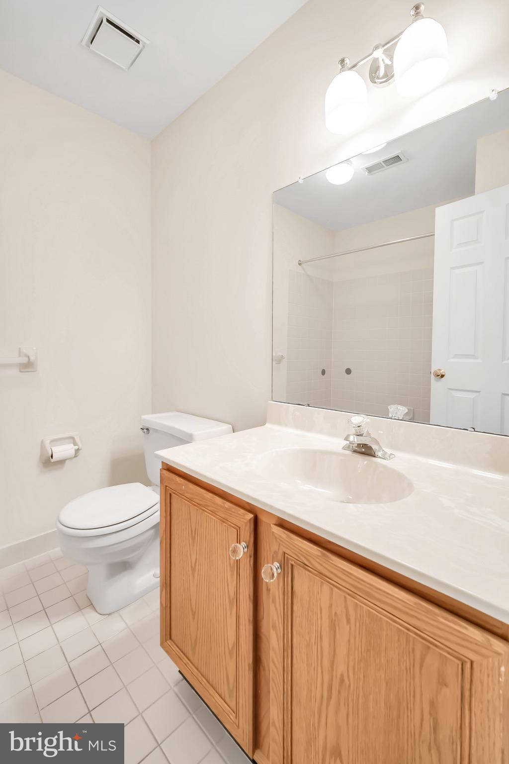 BROOKSTONE - Residential