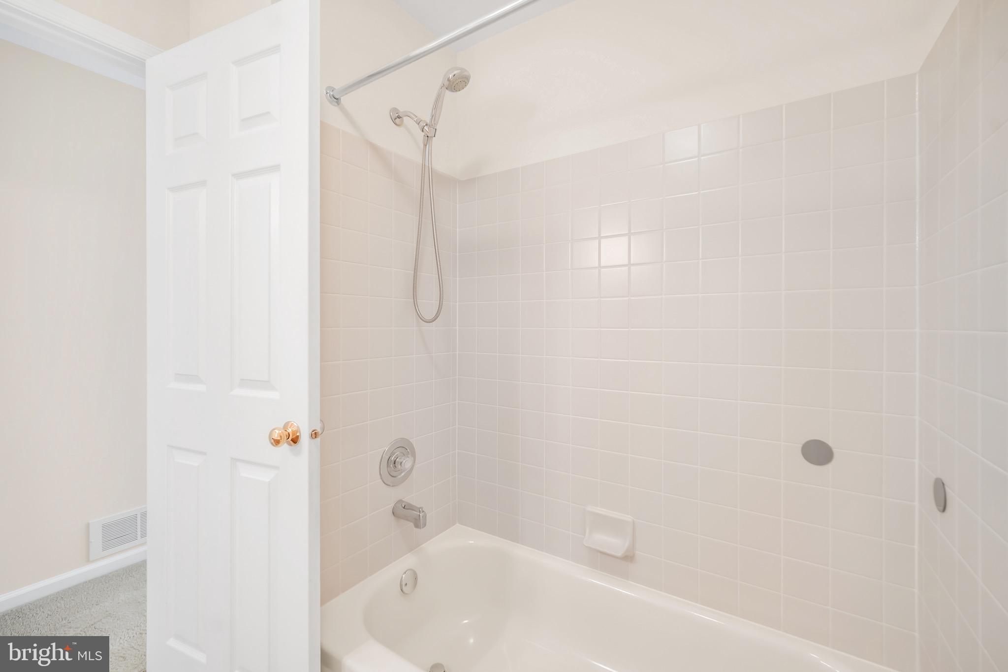 BROOKSTONE - Residential