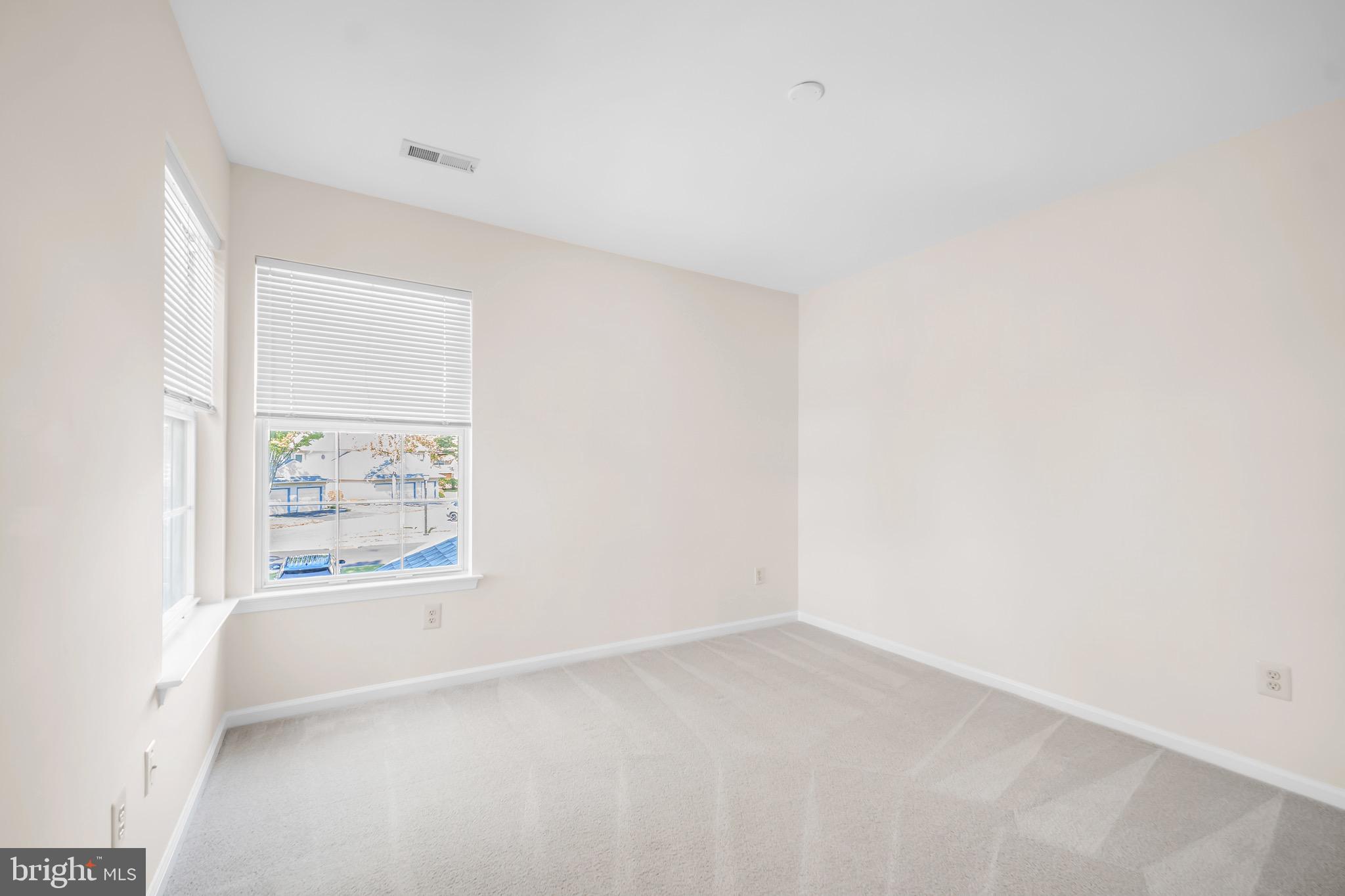 BROOKSTONE - Residential