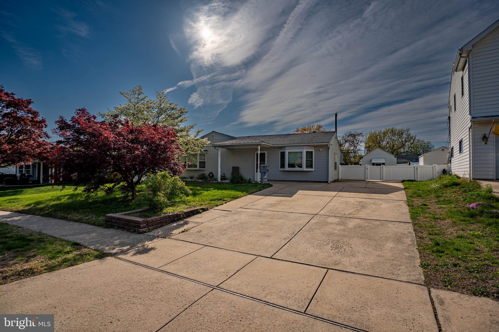 9 MULBERRY LANE