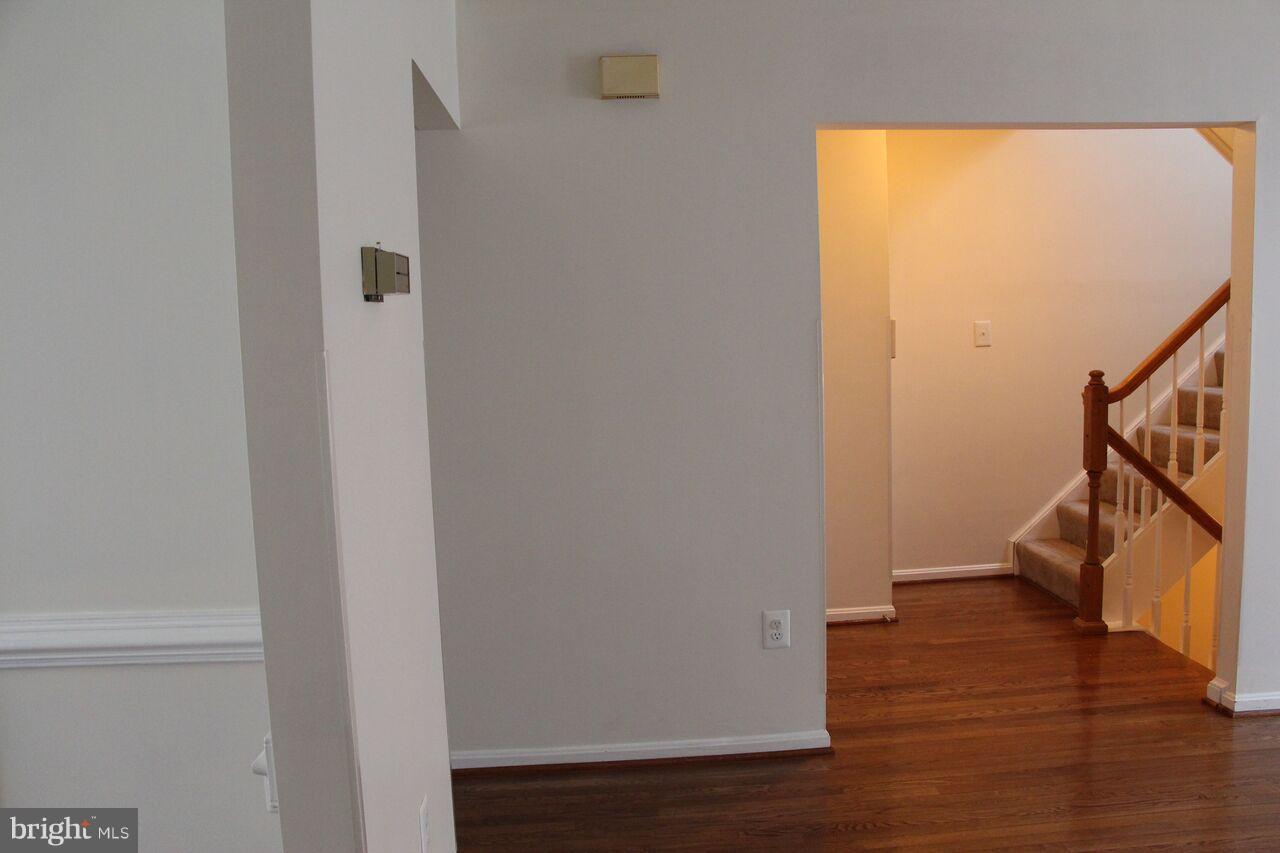 SUNNINGDALE MEADOWS - Residential Lease