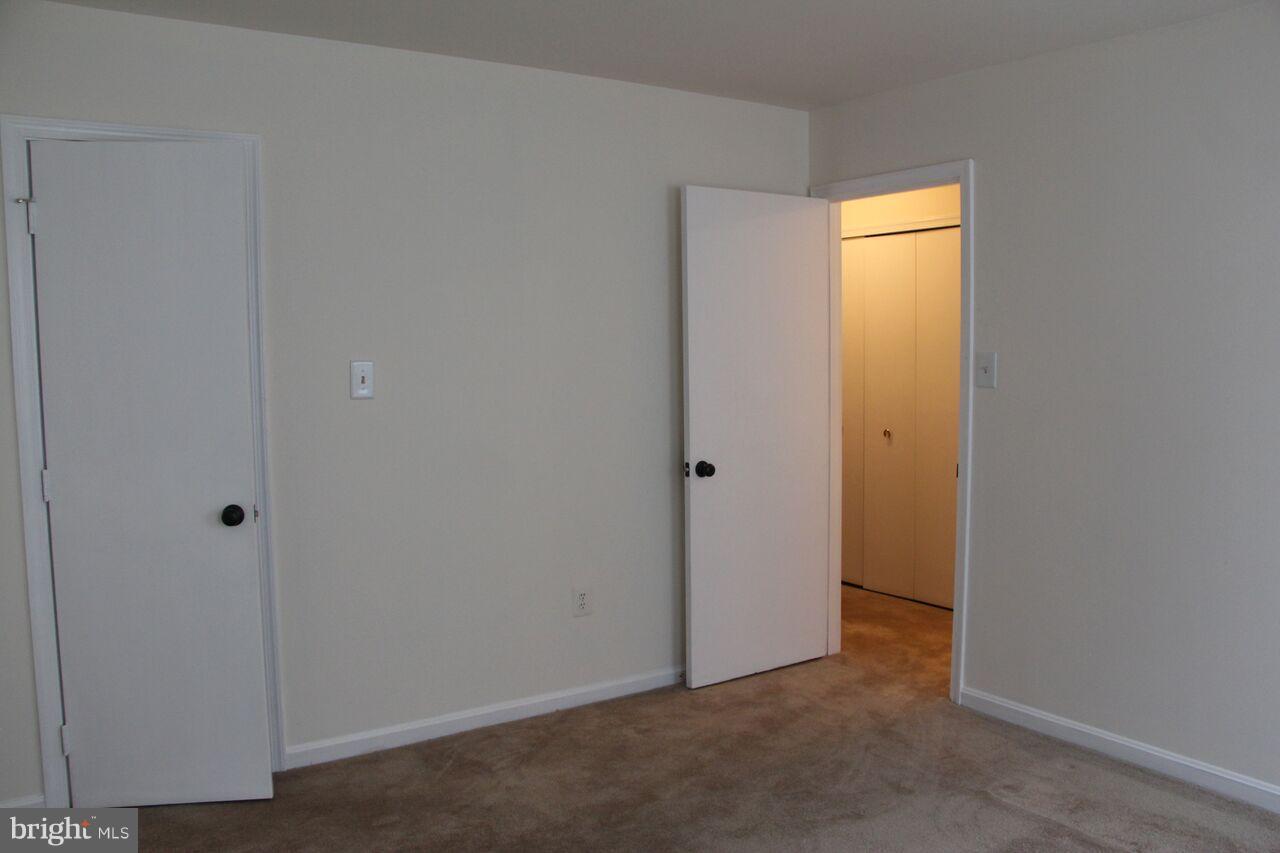 SUNNINGDALE MEADOWS - Residential Lease