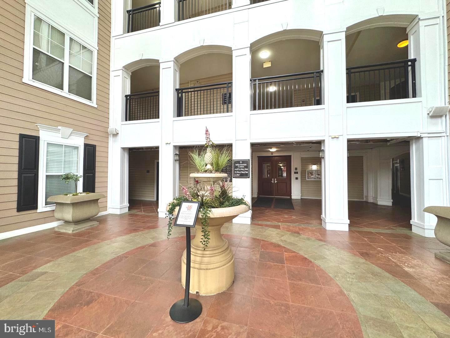 FITZ AT ROCKVILLE TOWN C - Residential