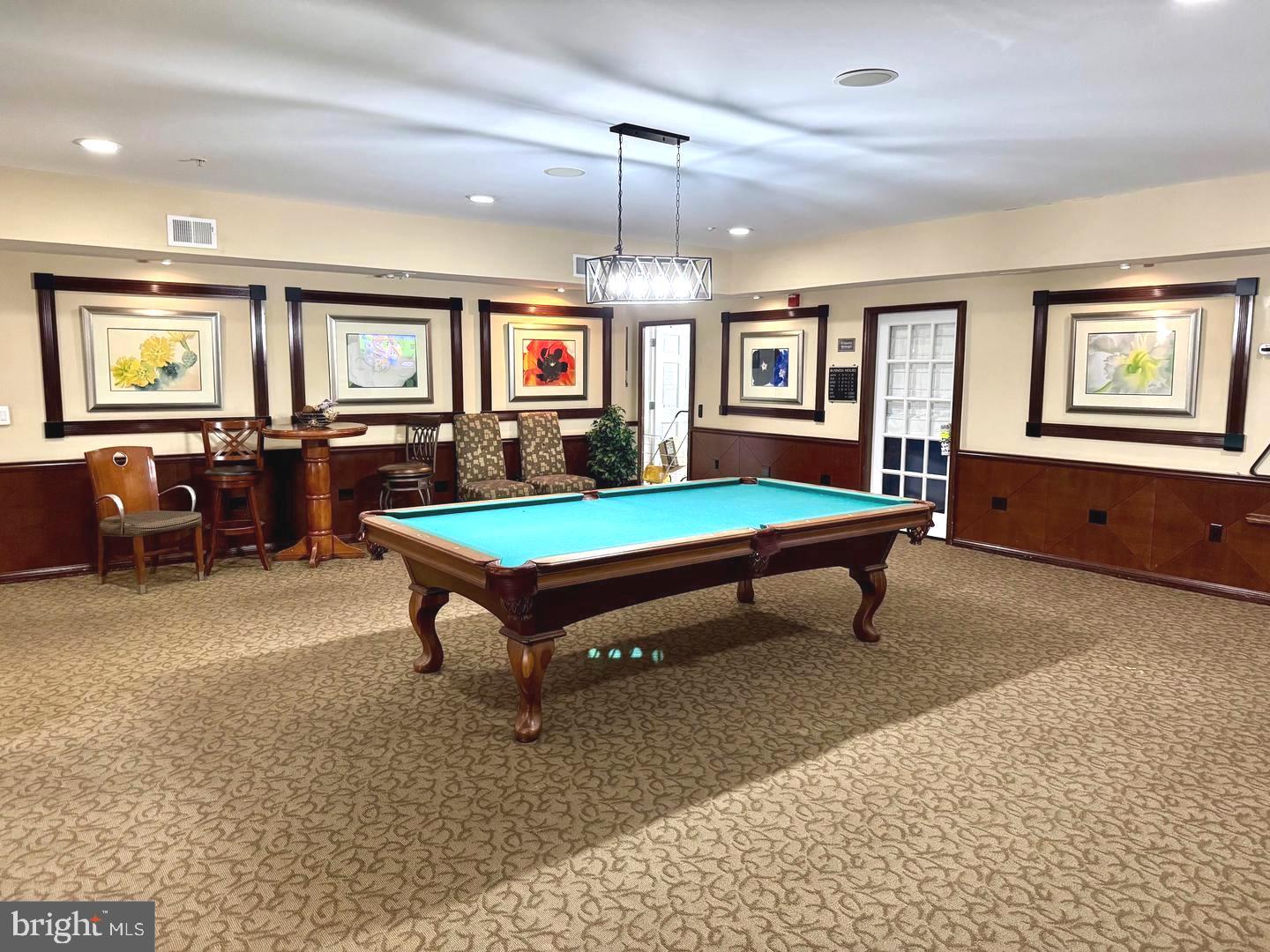 FITZ AT ROCKVILLE TOWN C - Residential