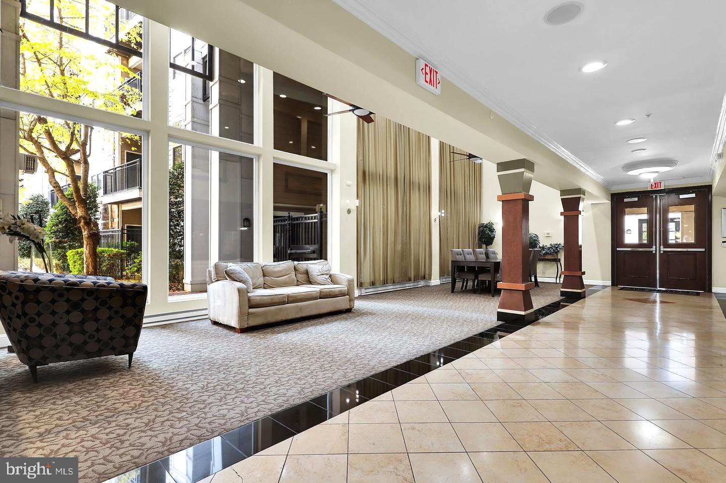FITZ AT ROCKVILLE TOWN C - Residential