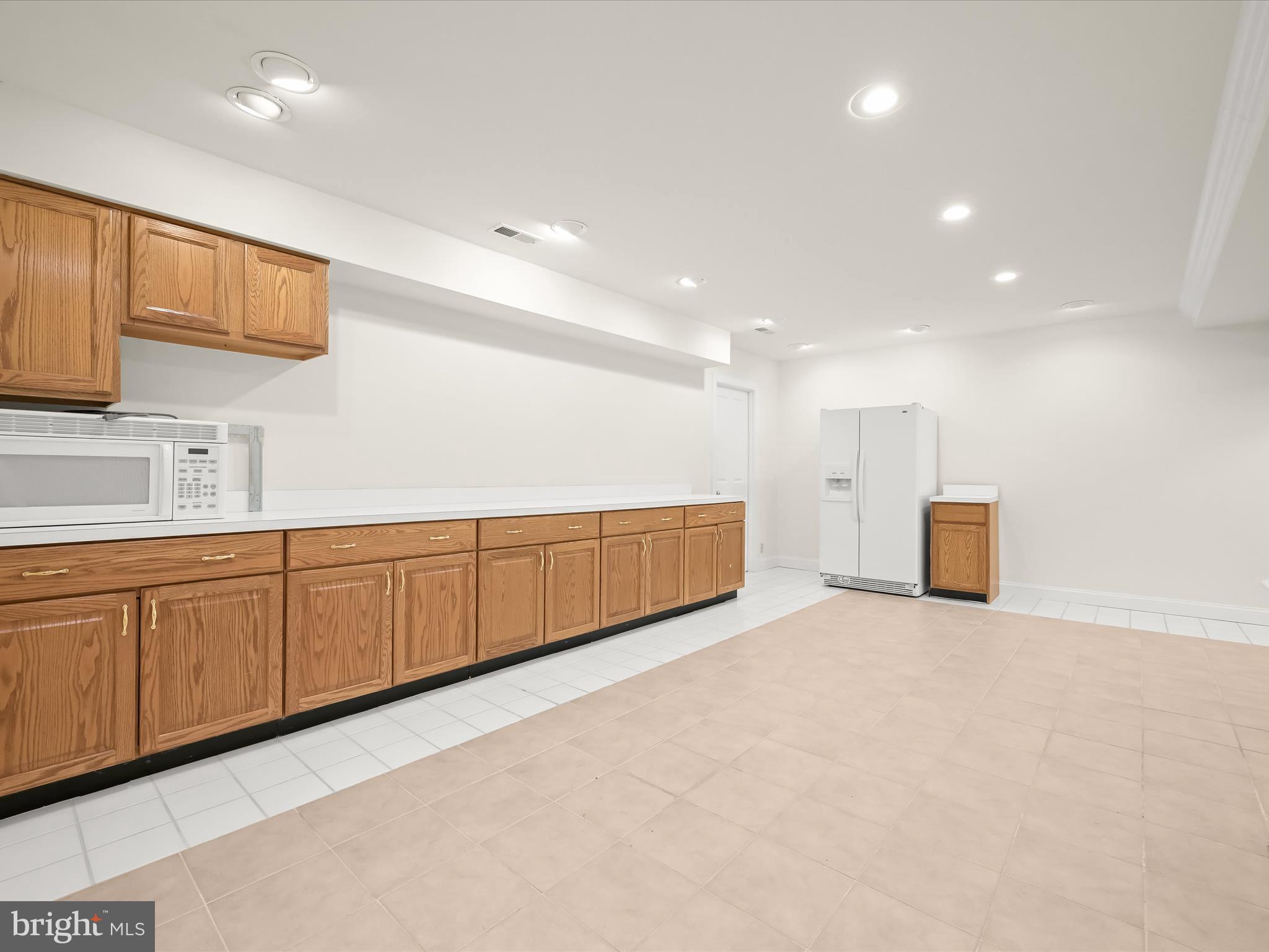 RIVER HILL - Residential