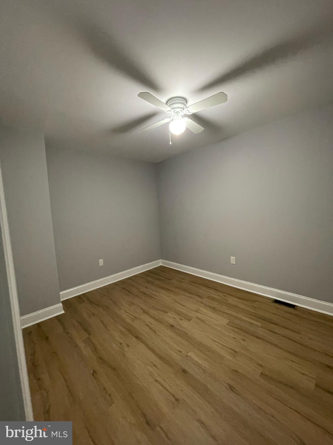 BROADWAY EAST - Residential Lease