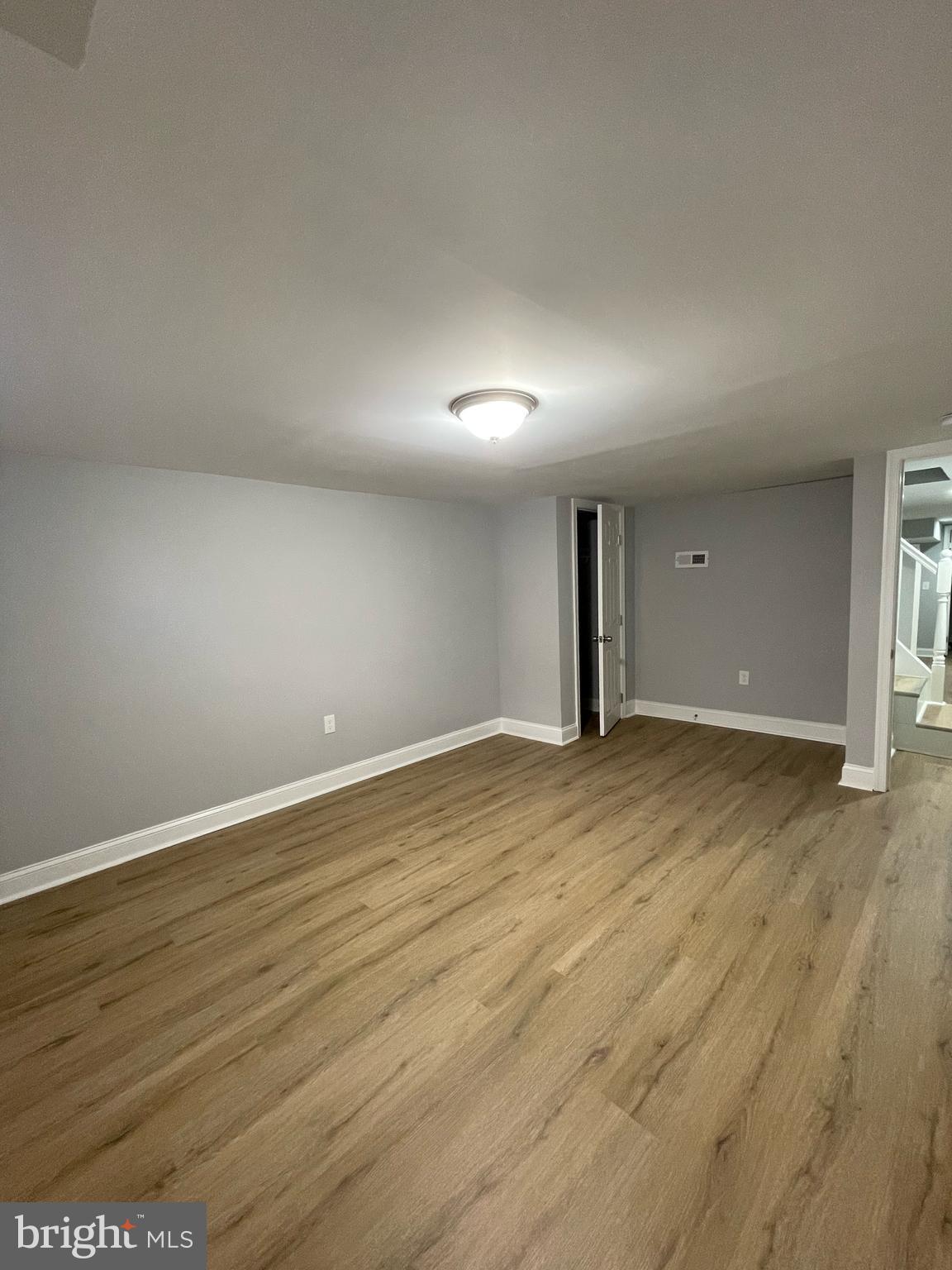 BROADWAY EAST - Residential Lease