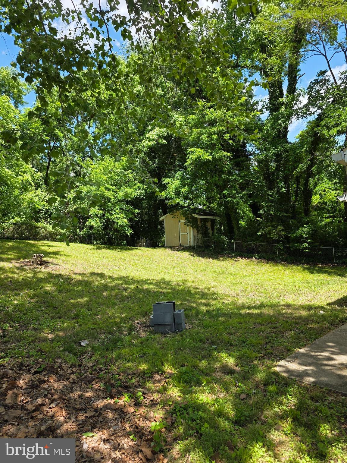 FOREST KNOLLS - Residential