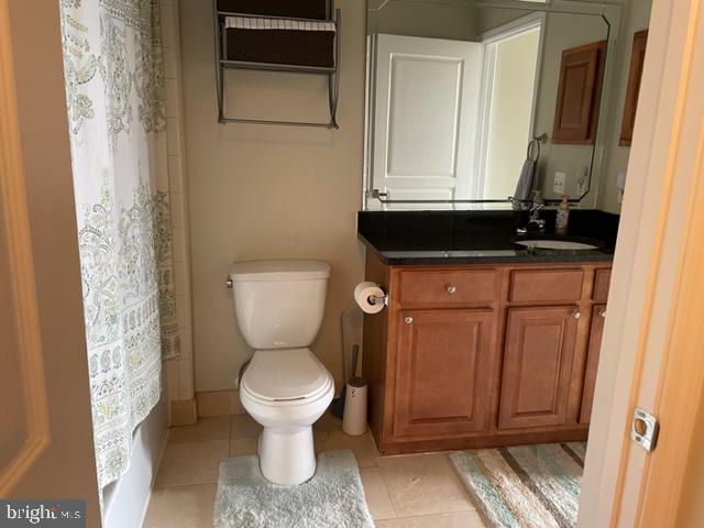 SAVOY AT RESTON TOWN CENTER - Residential Lease