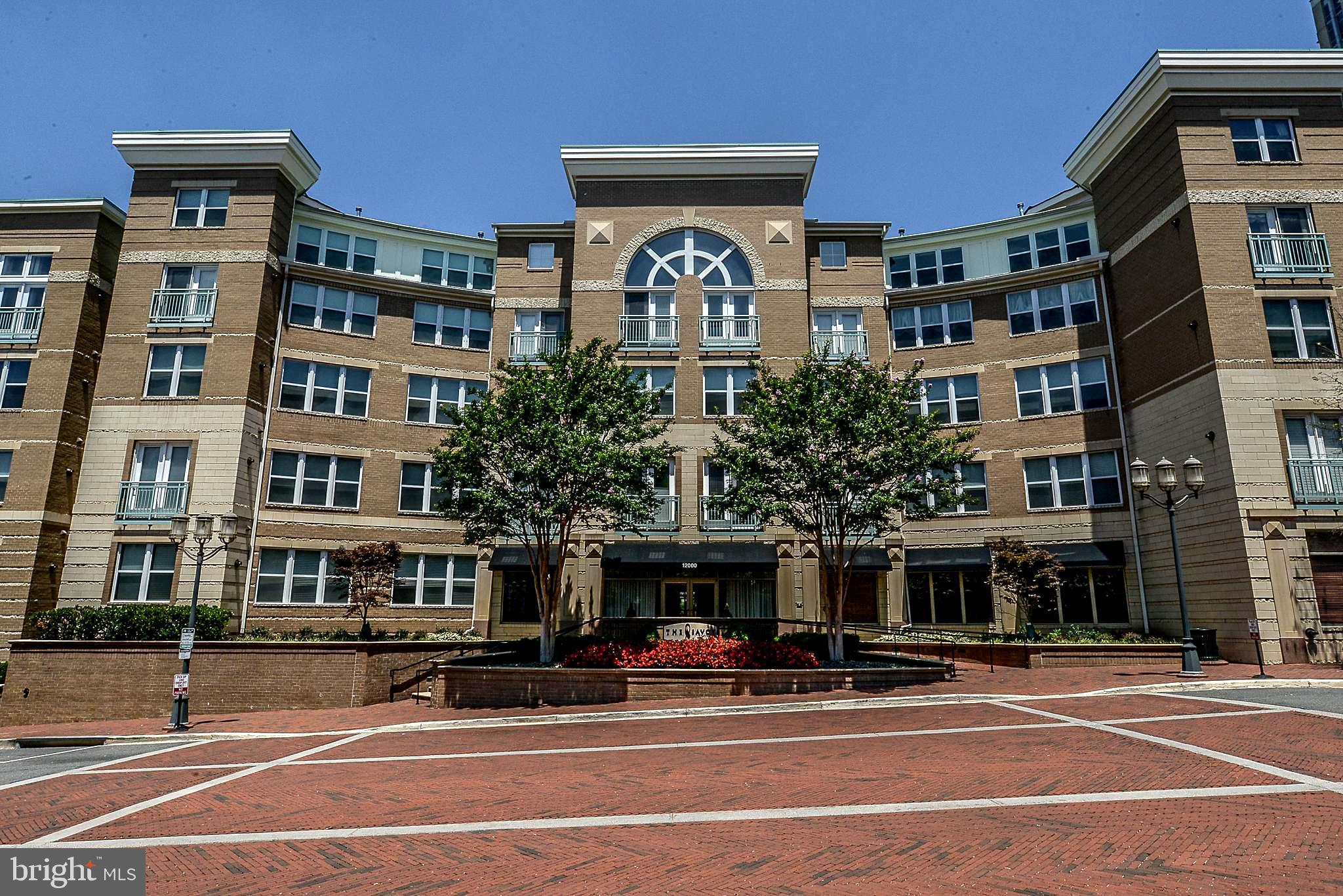 SAVOY AT RESTON TOWN CENTER - Residential Lease
