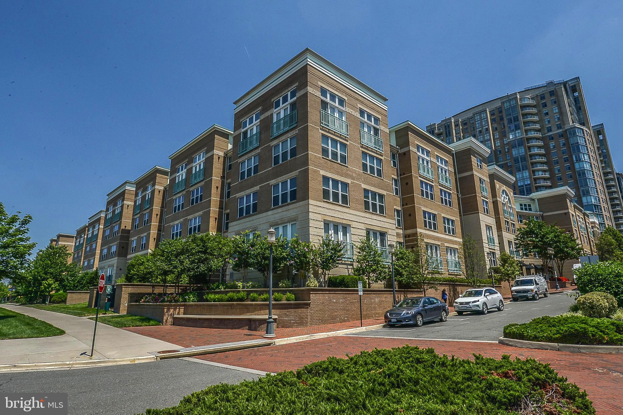 SAVOY AT RESTON TOWN CENTER - Residential Lease