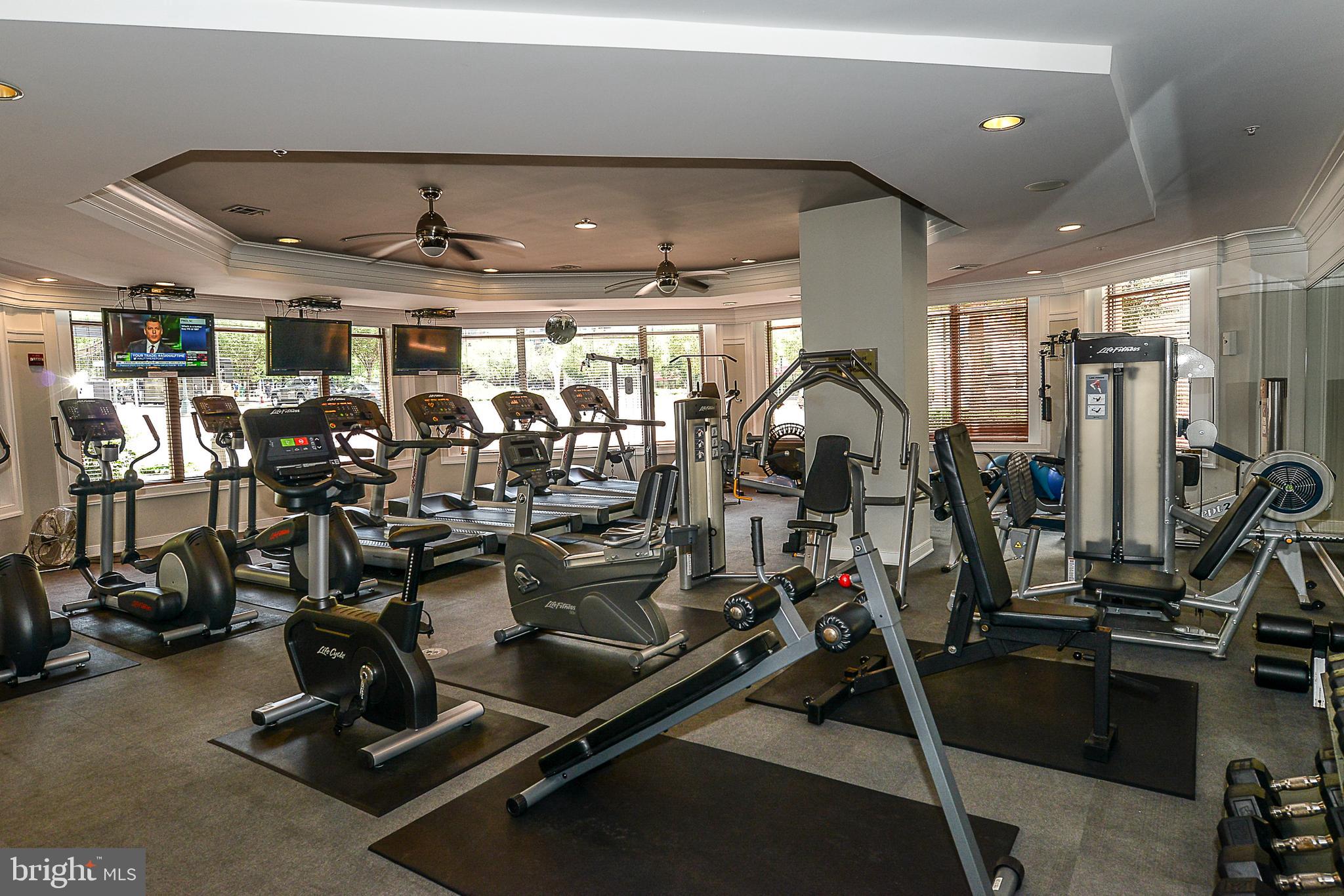 SAVOY AT RESTON TOWN CENTER - Residential Lease