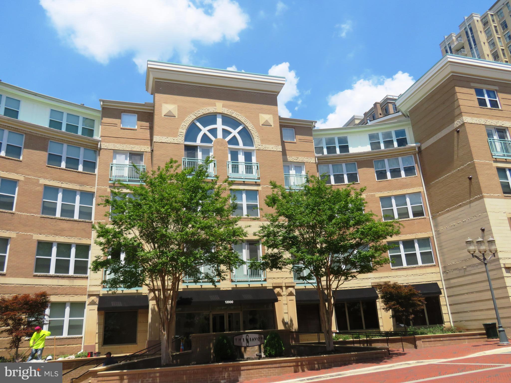 SAVOY AT RESTON TOWN CENTER - Residential Lease