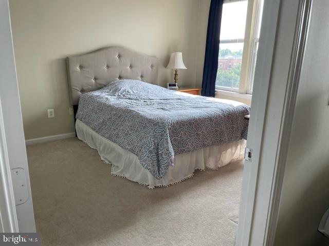 SAVOY AT RESTON TOWN CENTER - Residential Lease