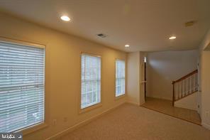 RESERVE AT TYSONS CORNER - Residential Lease