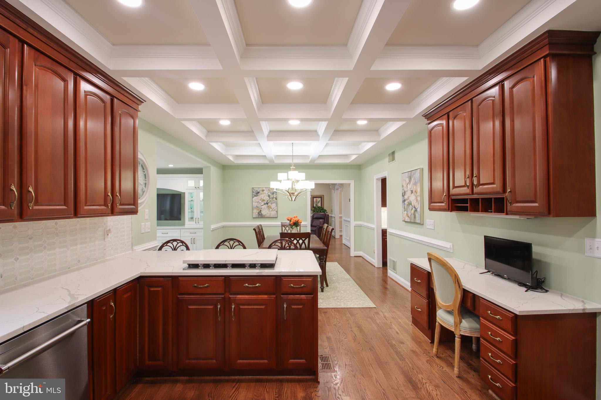 HIGHLANDS HUNT VALLEY - Residential