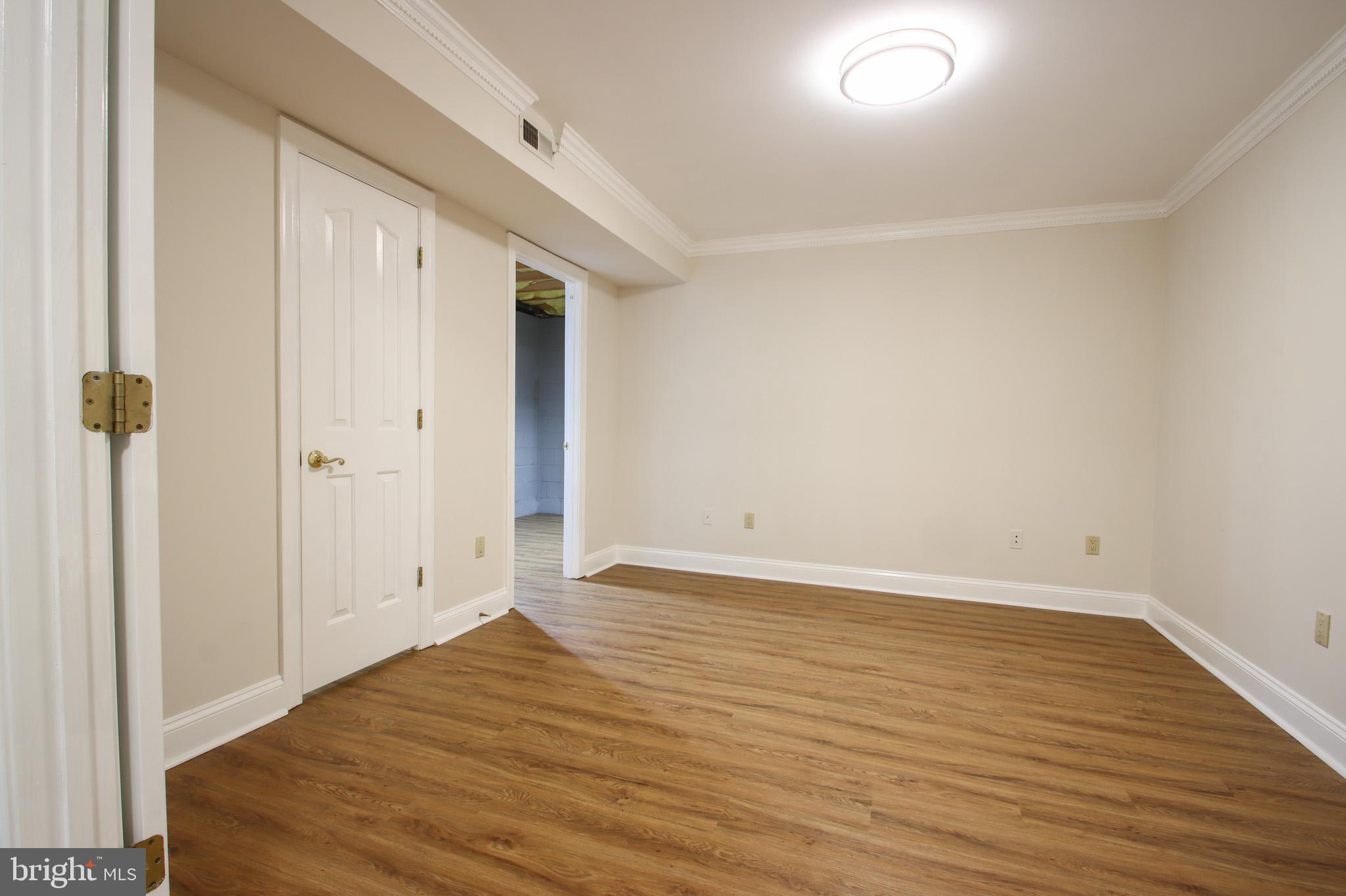 HIGHLANDS HUNT VALLEY - Residential