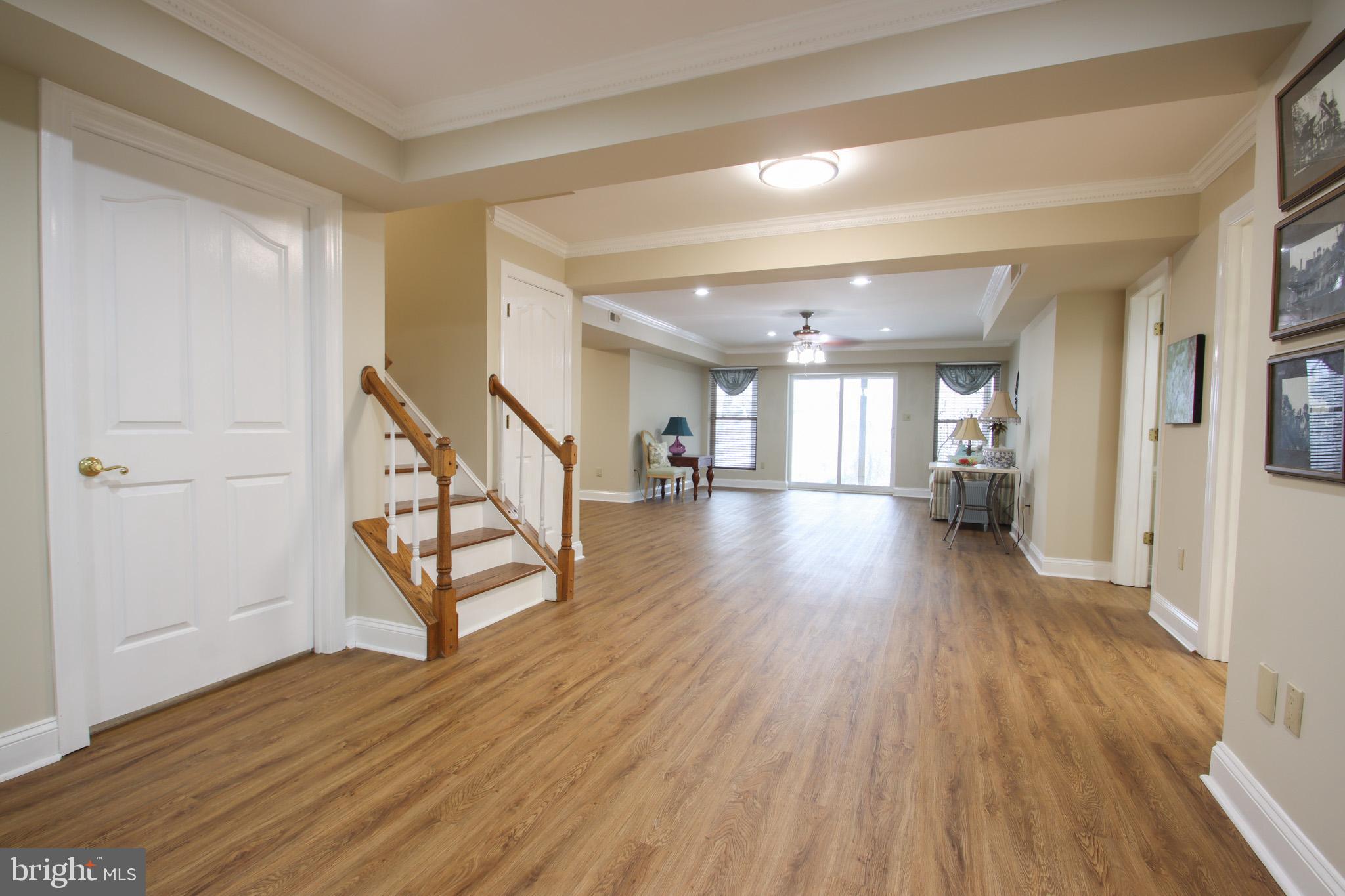 HIGHLANDS HUNT VALLEY - Residential