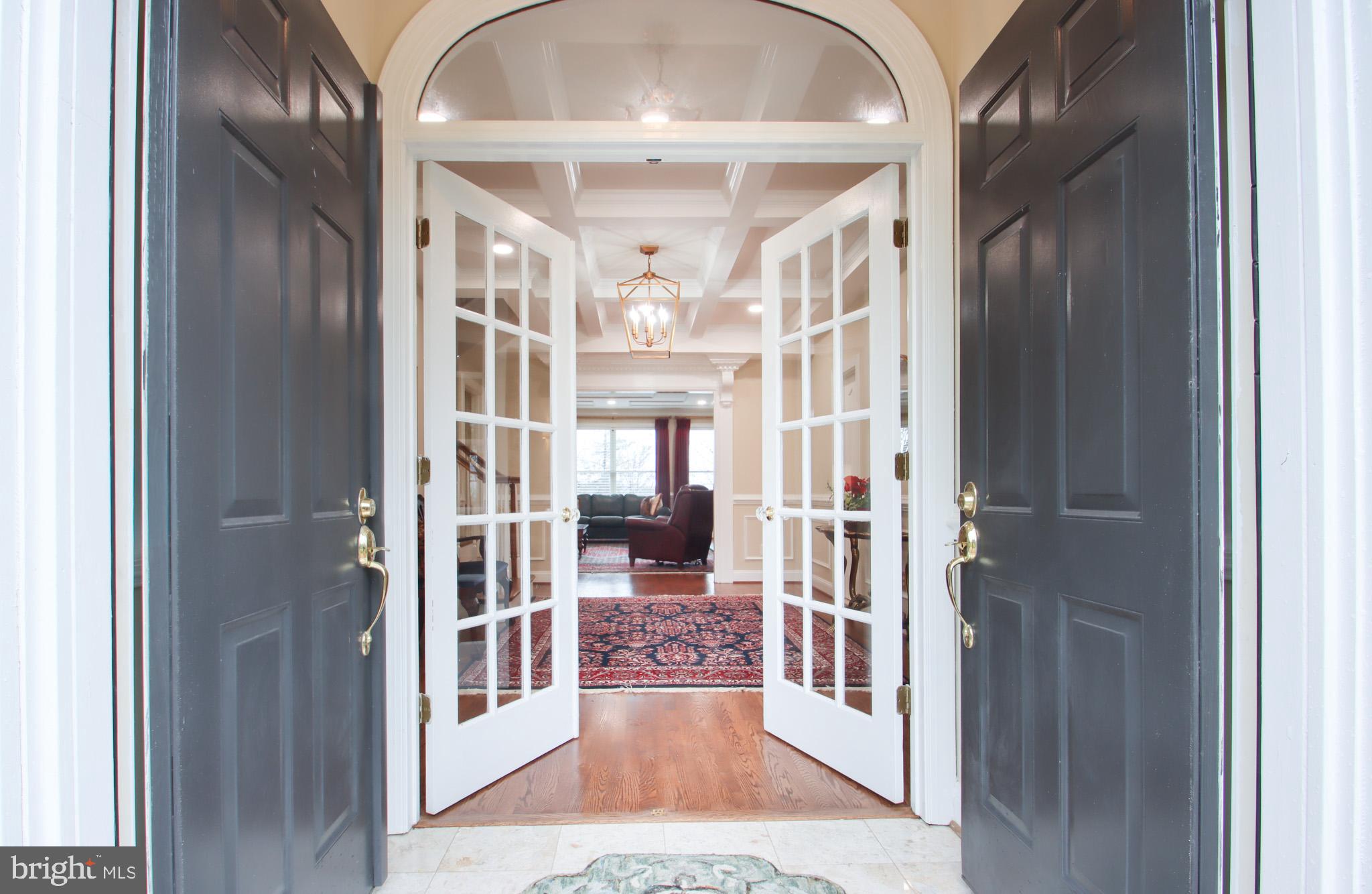 HIGHLANDS HUNT VALLEY - Residential