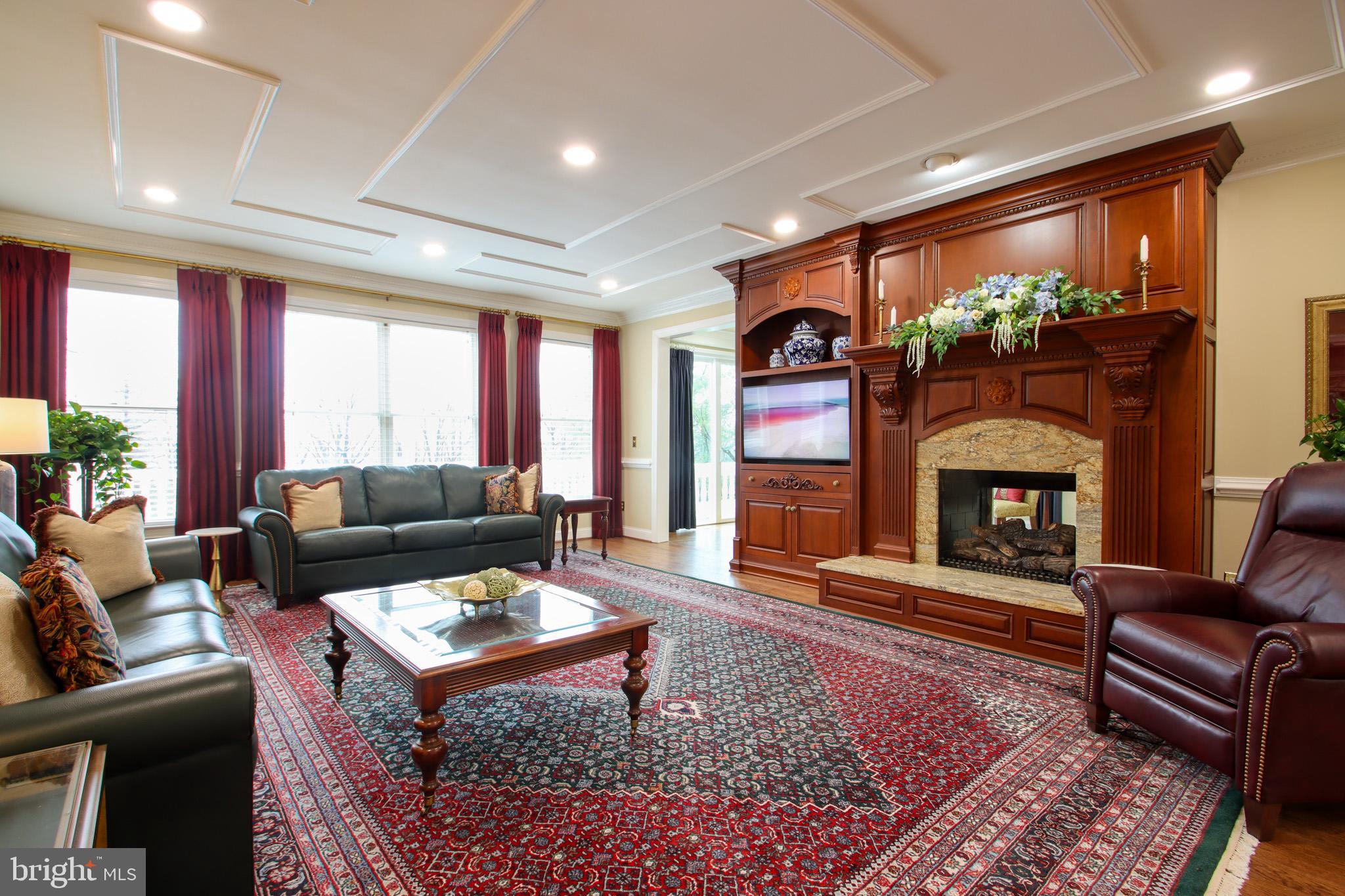 HIGHLANDS HUNT VALLEY - Residential