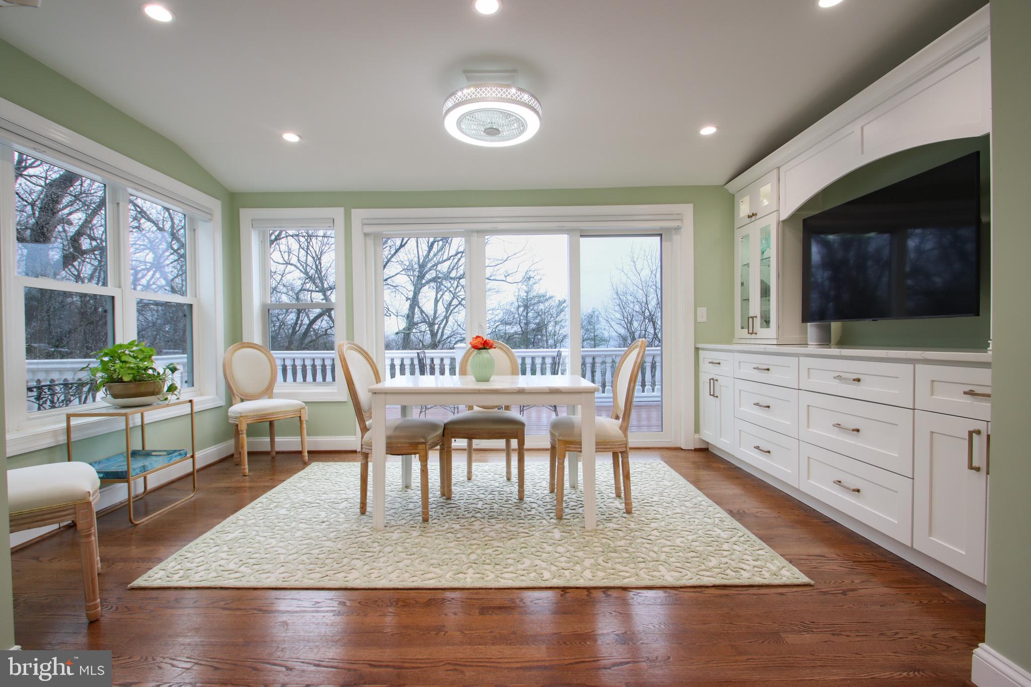 HIGHLANDS HUNT VALLEY - Residential