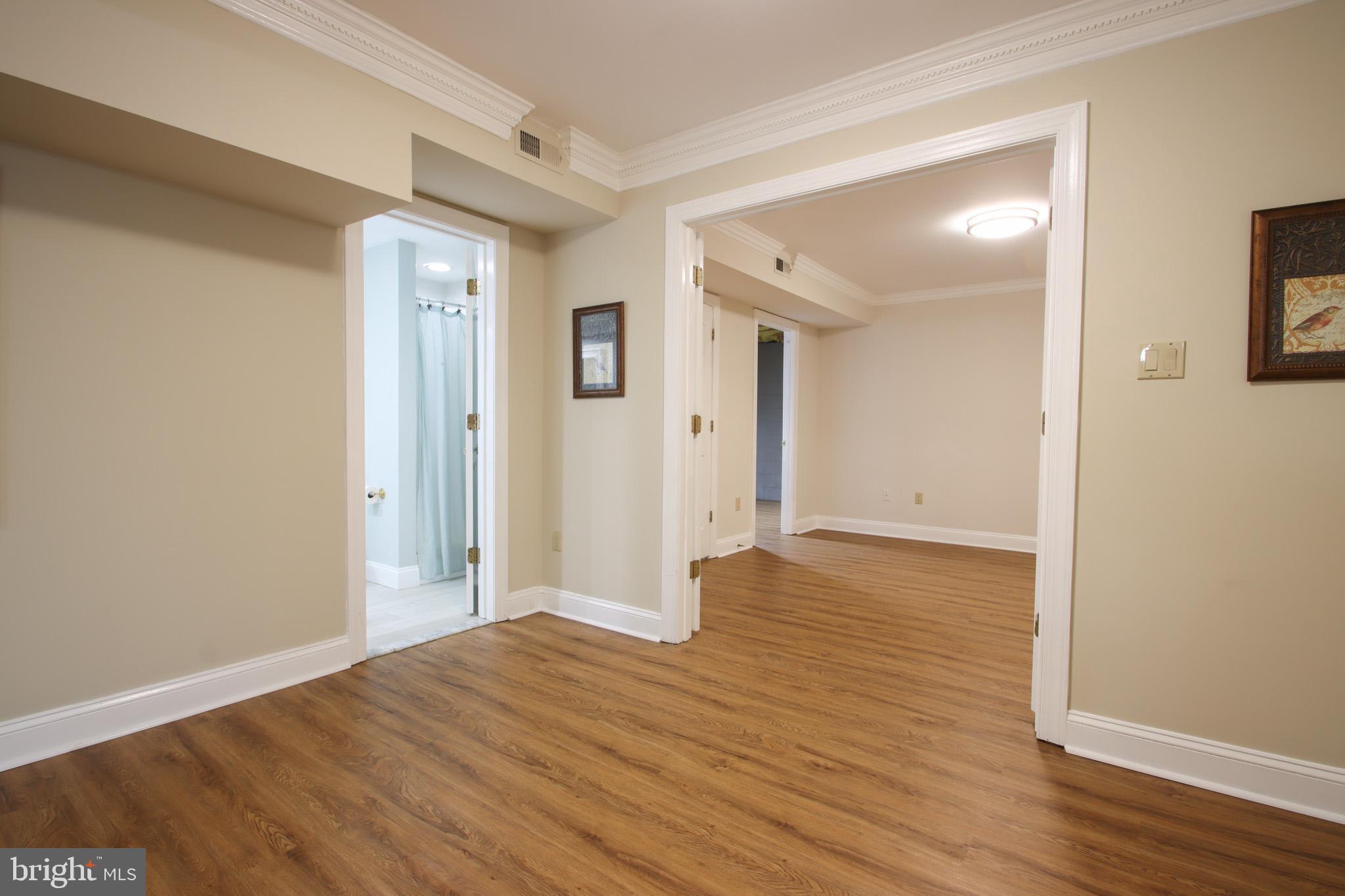 HIGHLANDS HUNT VALLEY - Residential