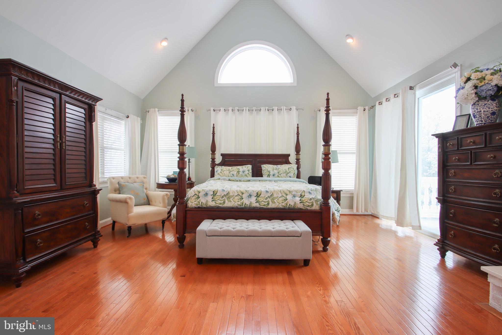 HIGHLANDS HUNT VALLEY - Residential