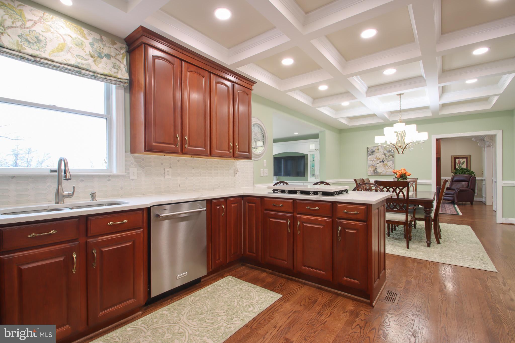 HIGHLANDS HUNT VALLEY - Residential