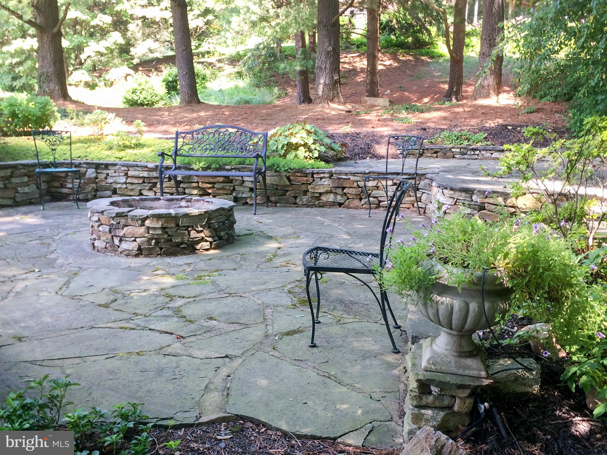 HIGHLANDS HUNT VALLEY - Residential